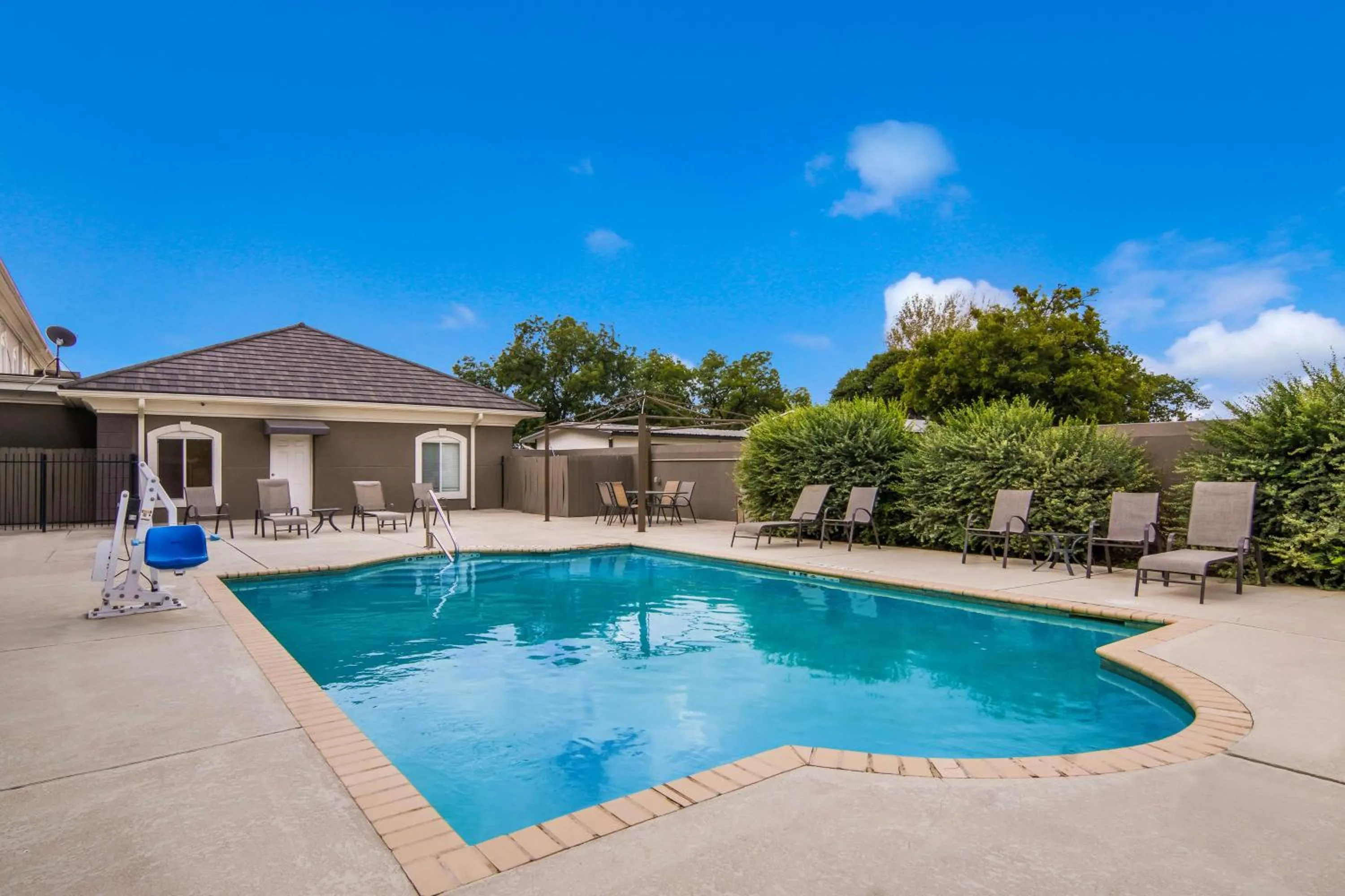 Pool view in Best Western Comanche Inn