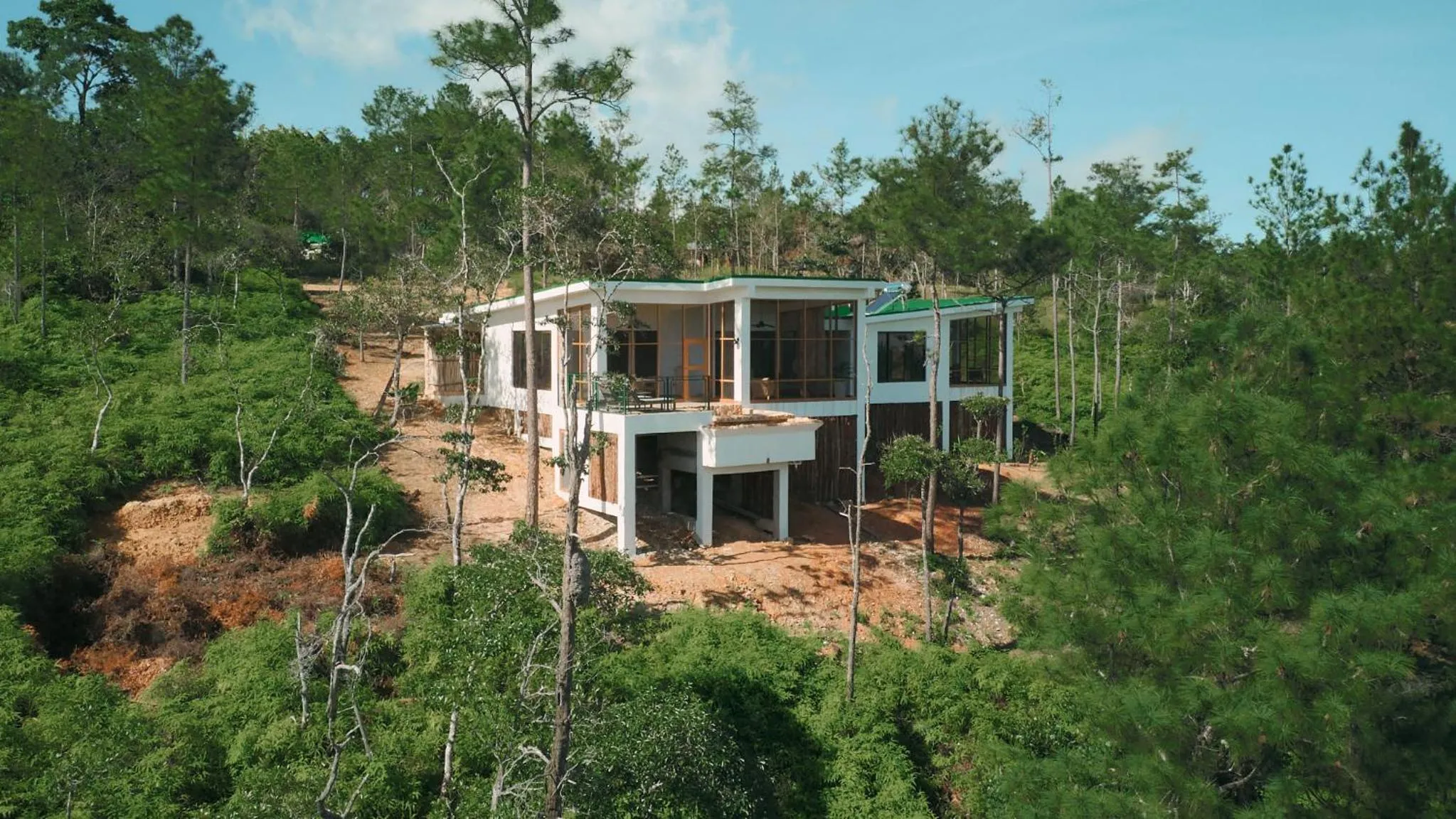 Property building in Hidden Valley Wilderness Lodge