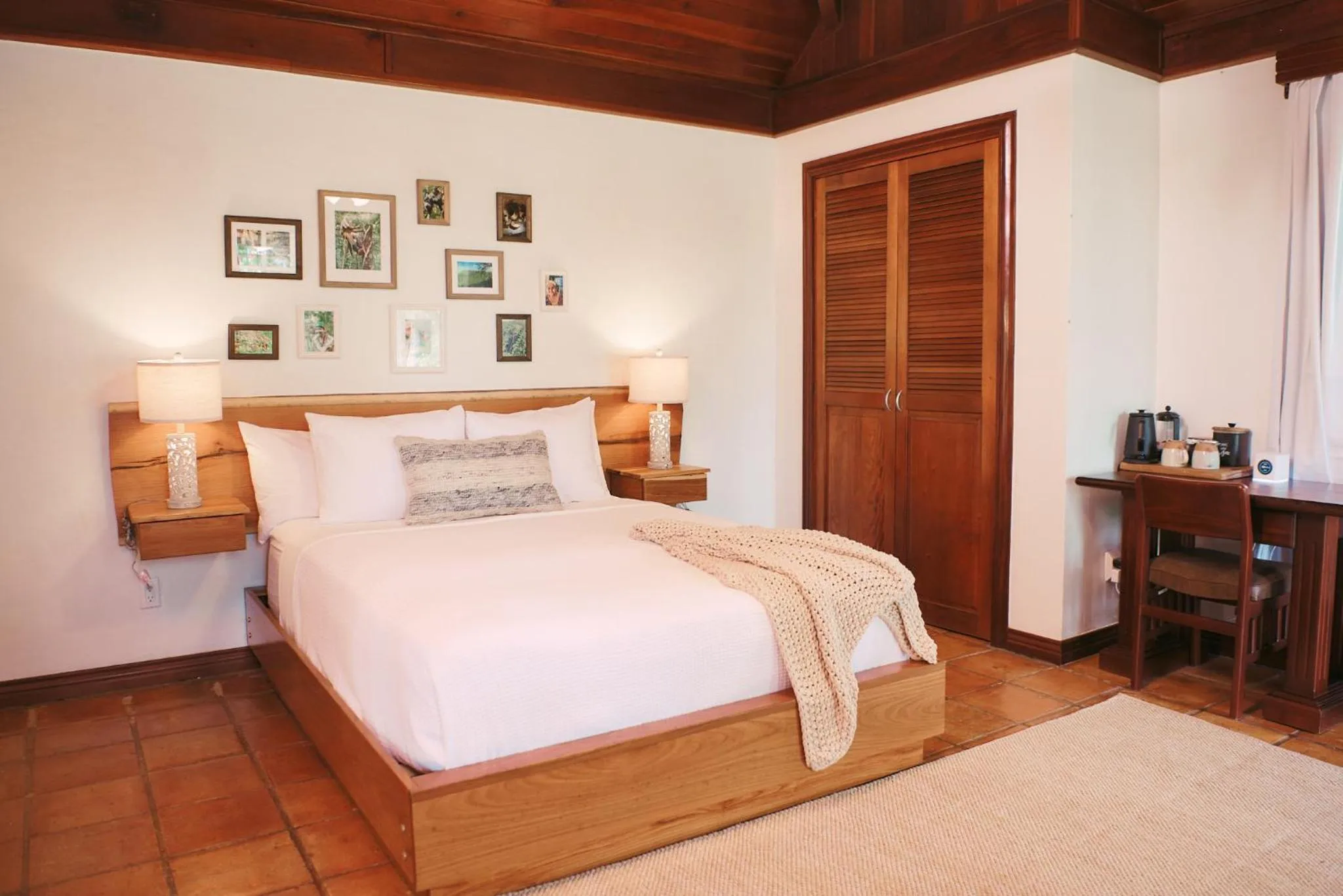 Bed in Hidden Valley Wilderness Lodge