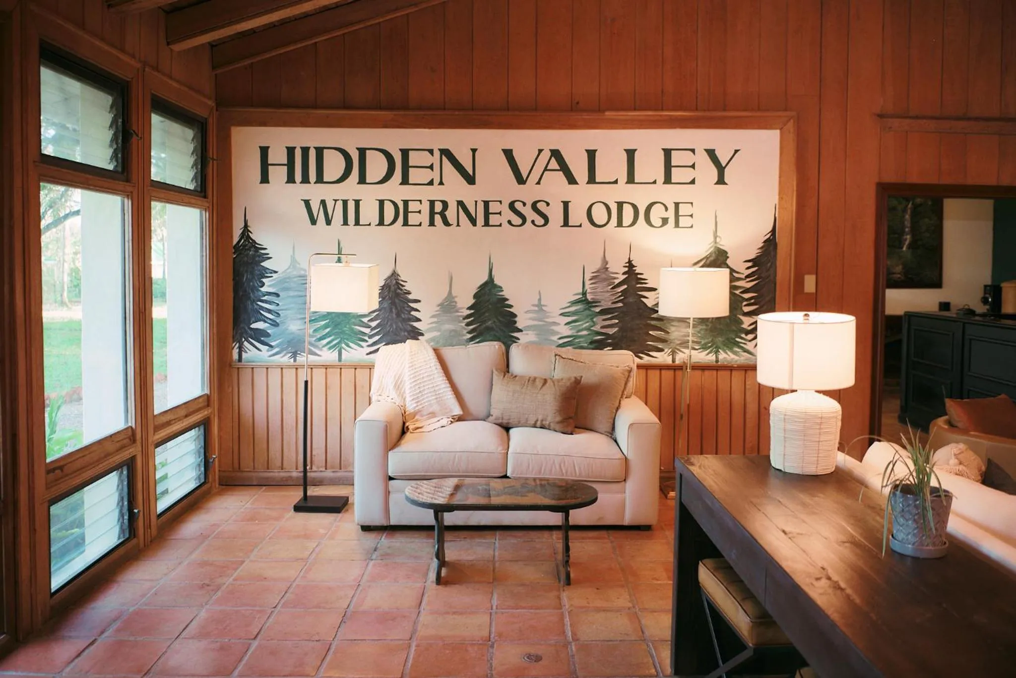 Living room in Hidden Valley Wilderness Lodge