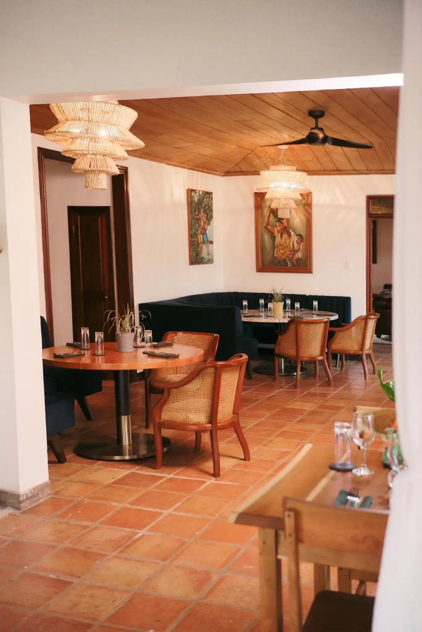 Restaurant/places to eat in Hidden Valley Wilderness Lodge Restaurant/places to eat in Hidden Valley Wilderness Lodge