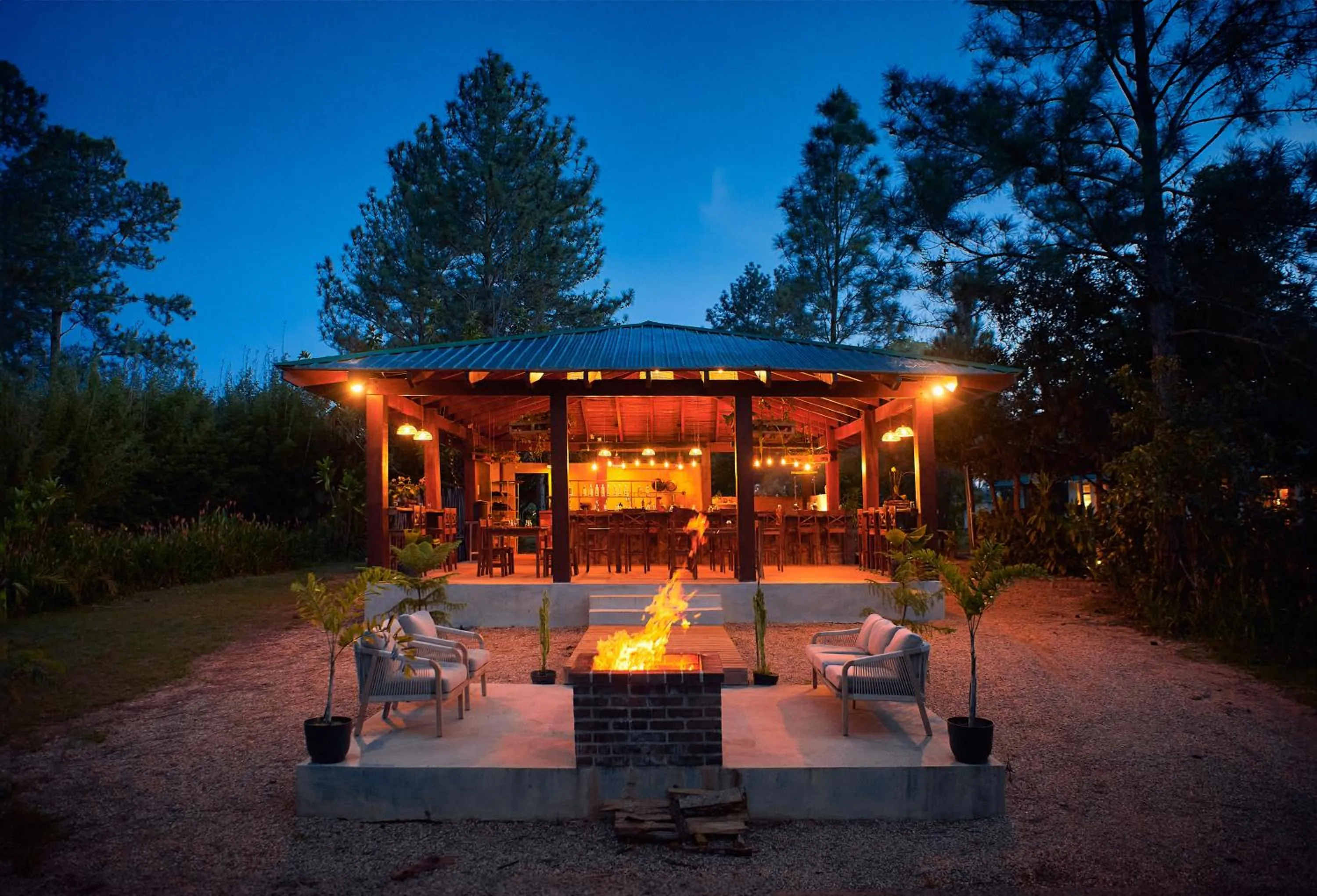 Restaurant/places to eat in Hidden Valley Wilderness Lodge