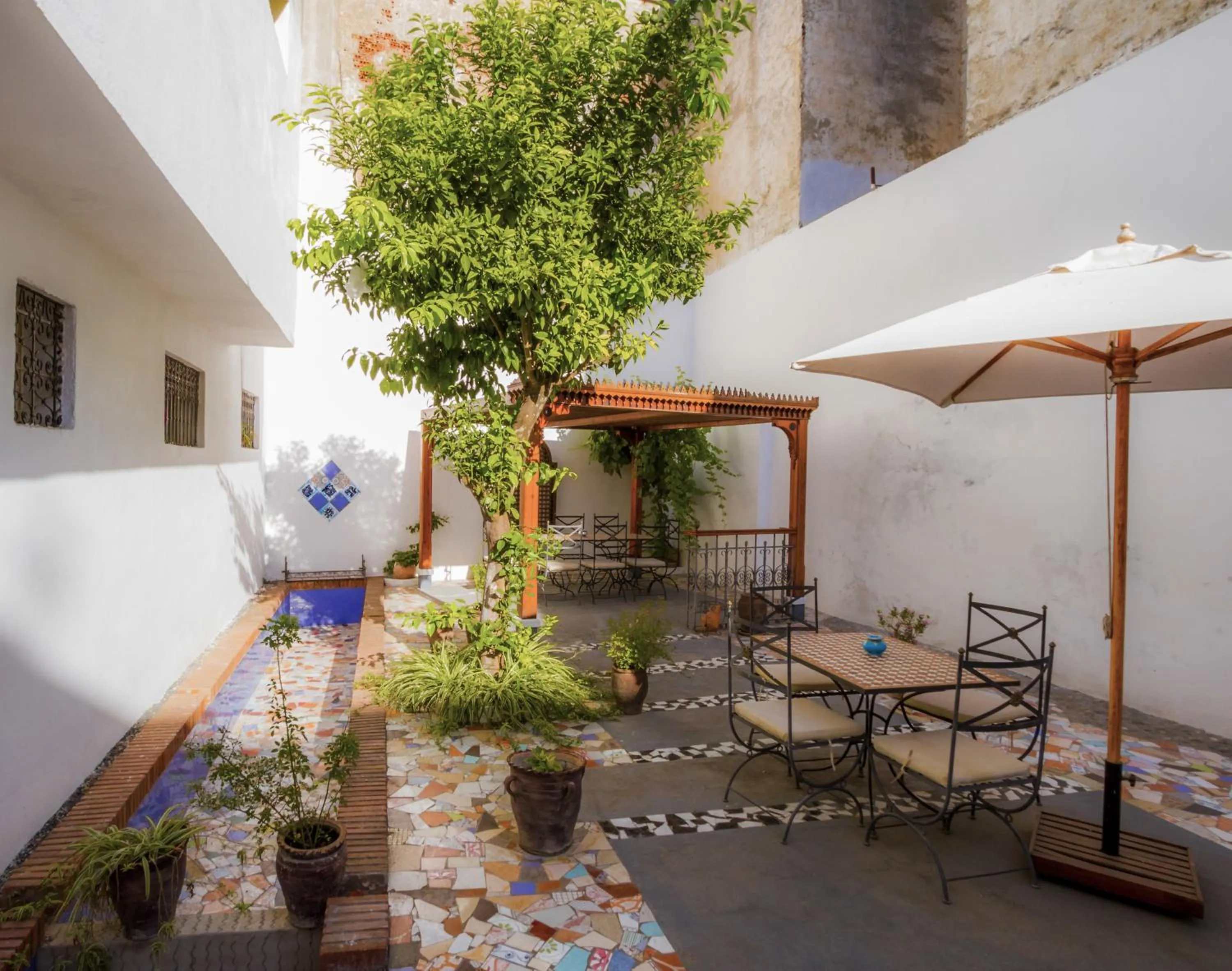 Patio in Hotel Blanco Riad