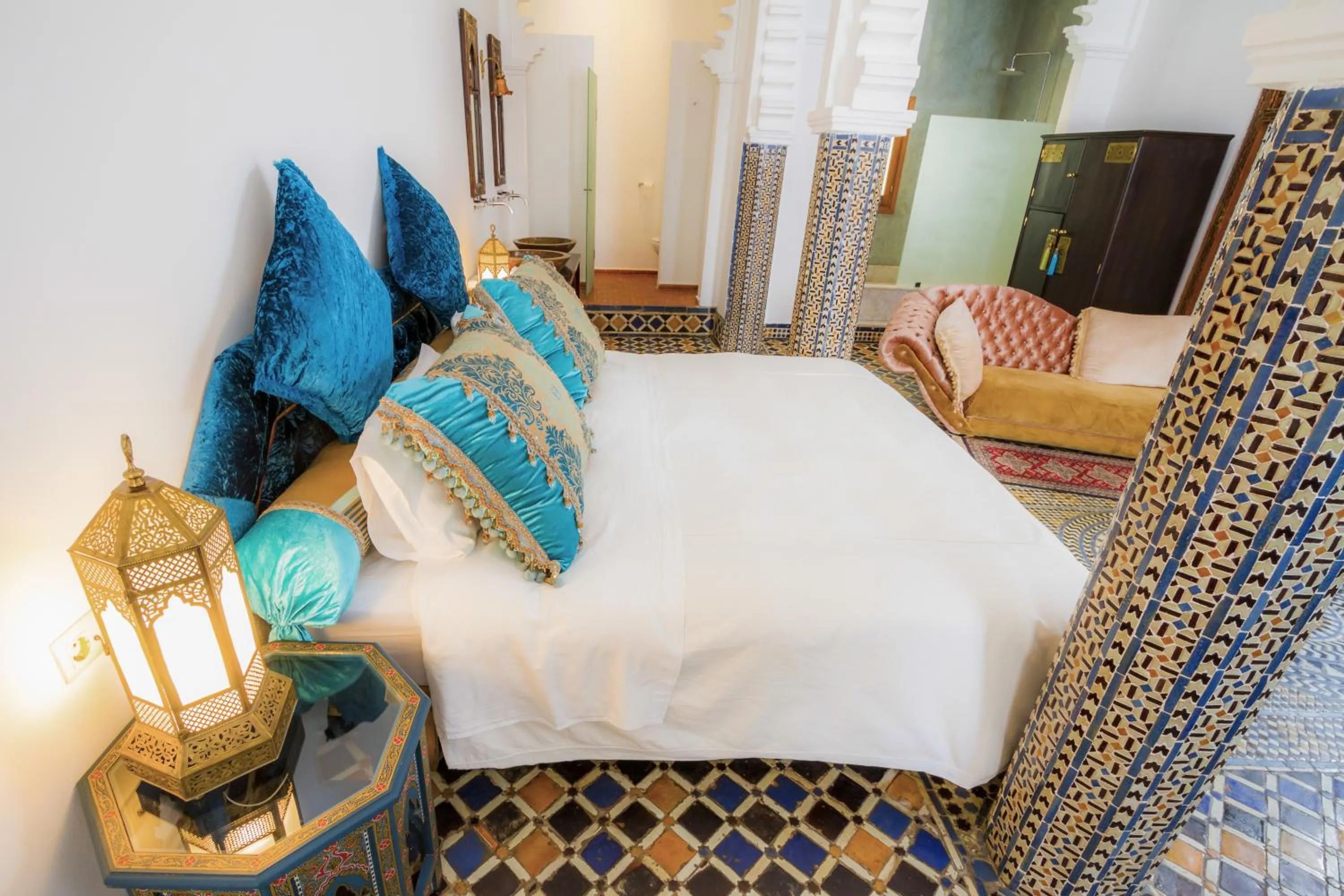 Bedroom, Bed in Hotel Blanco Riad