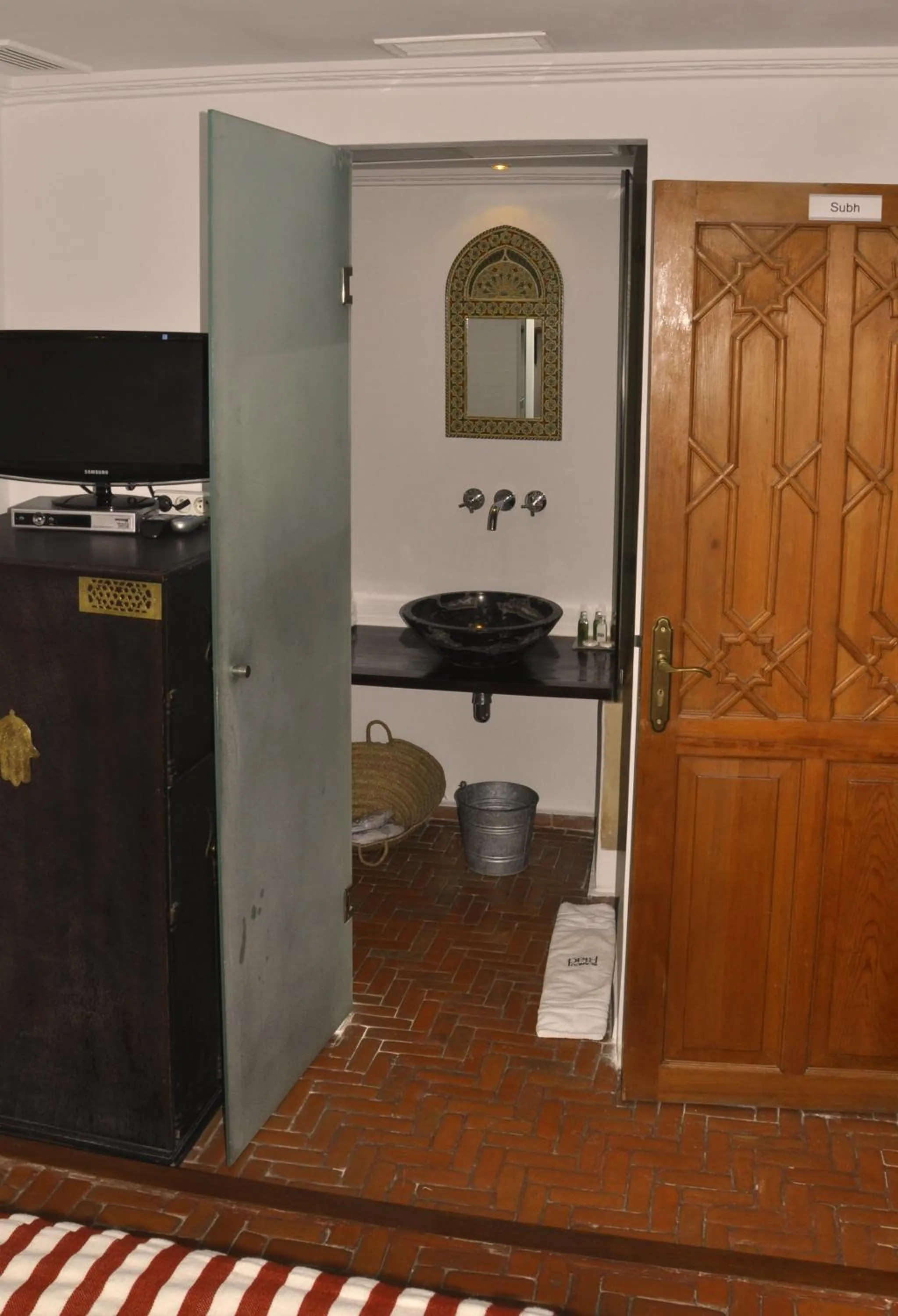 Bathroom in Hotel Blanco Riad