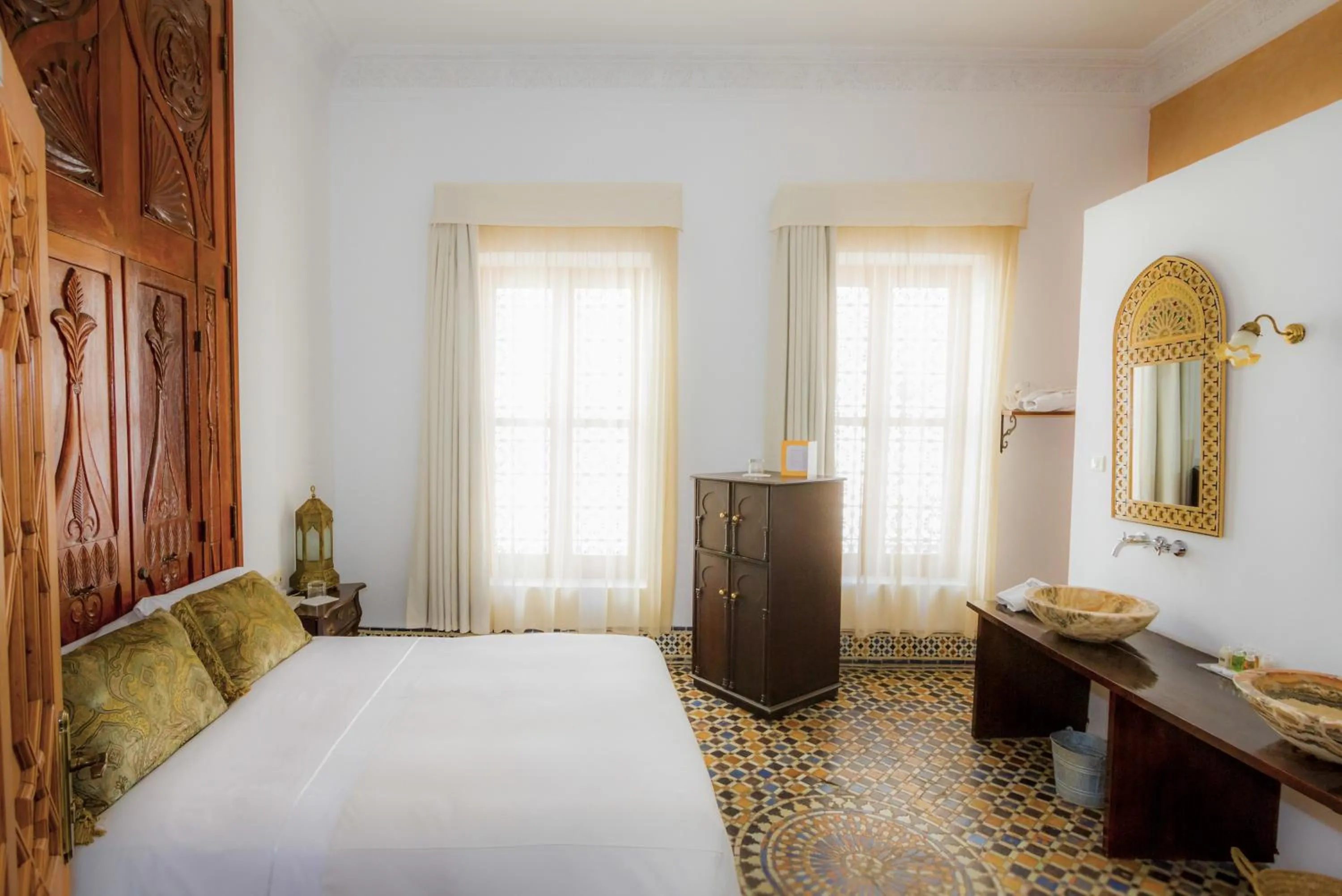 Bedroom, Bed in Hotel Blanco Riad