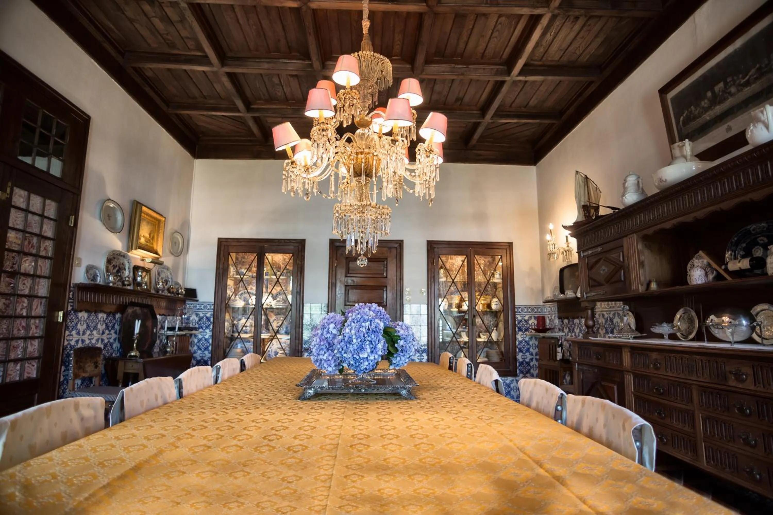 Dinner in Casa Dos Varais, Manor House