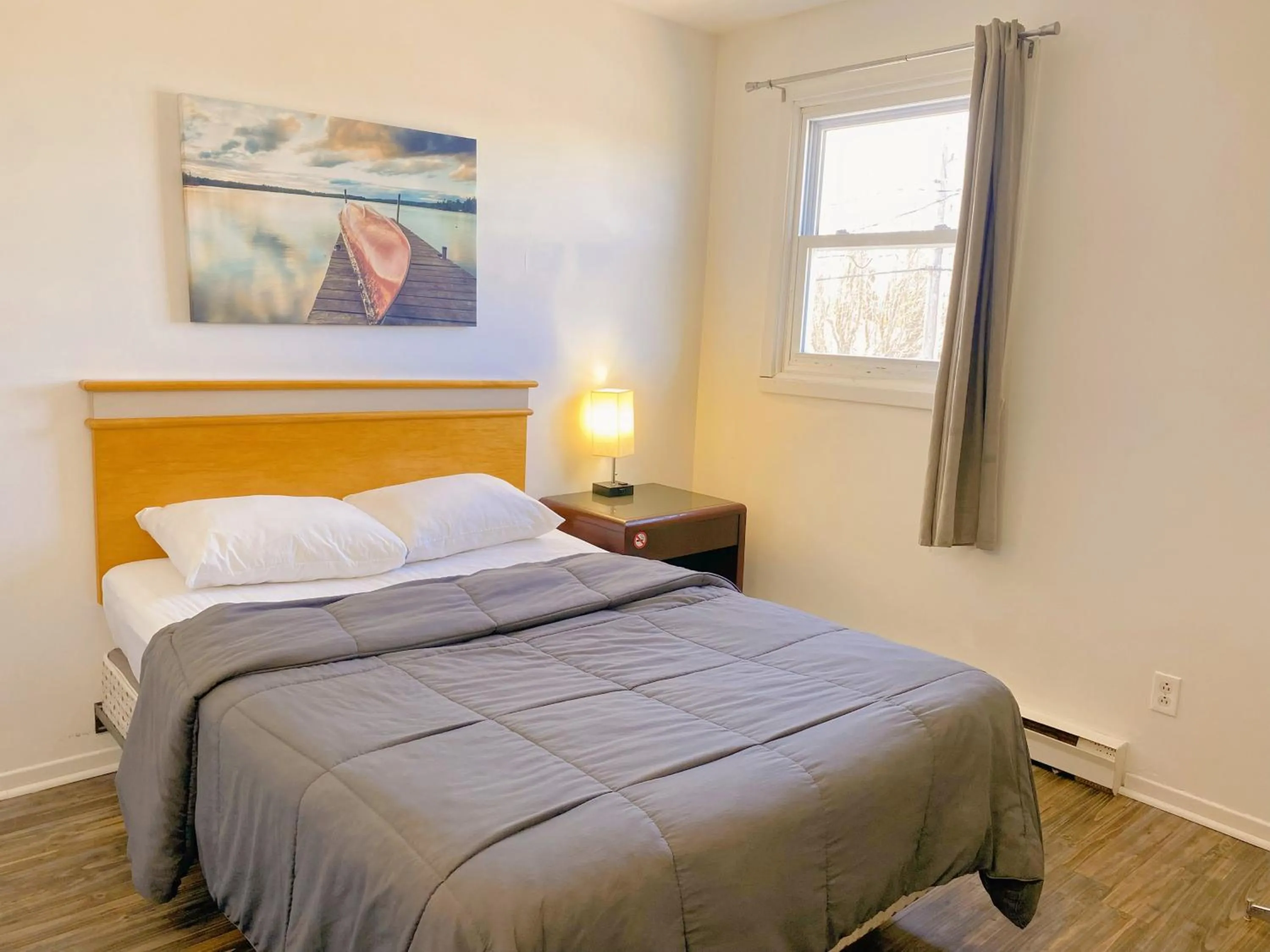 Bed in Motel Grande Ile