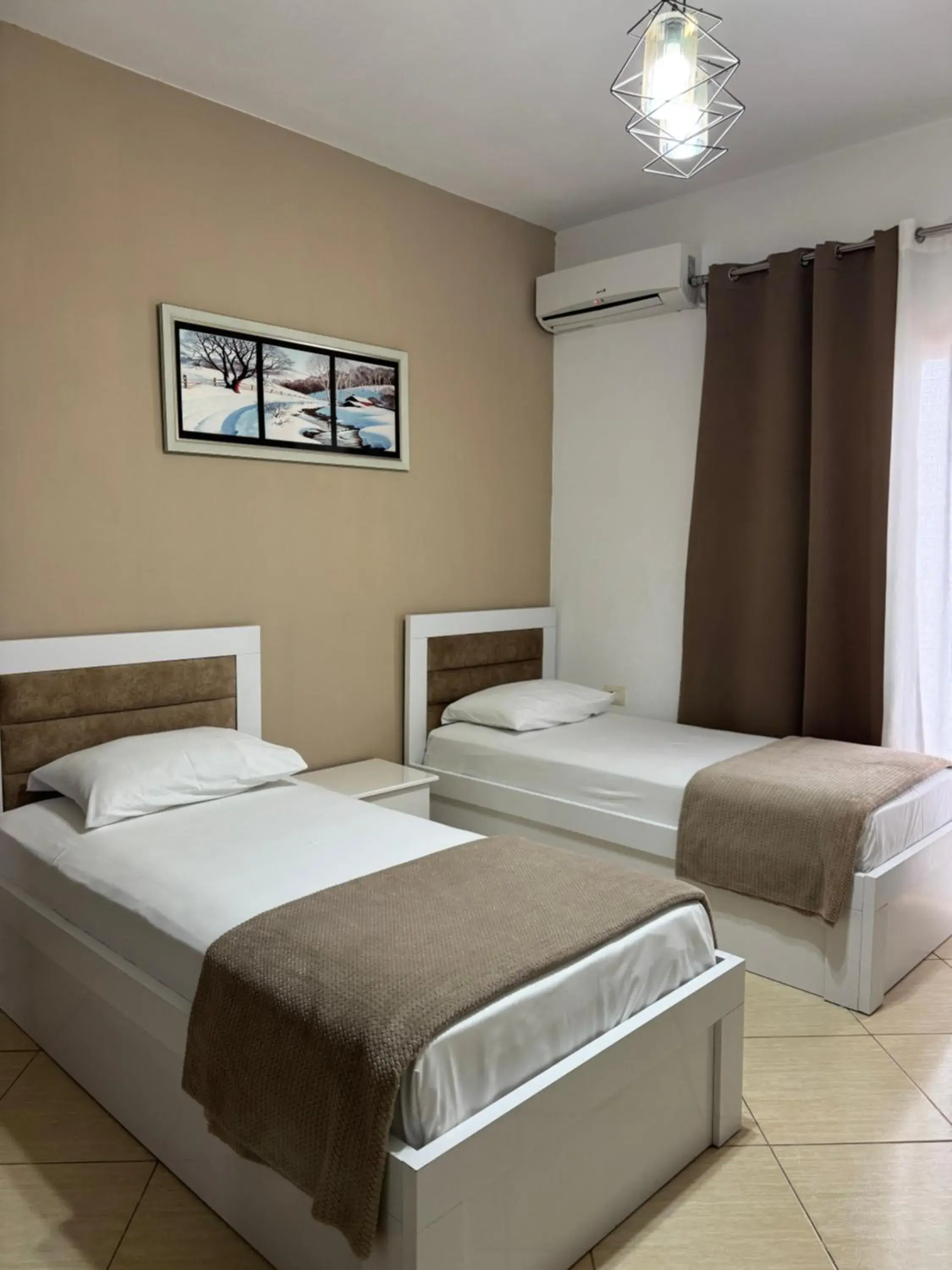 Two-Bedroom Apartment in Vila Spiro Two-Bedroom Apartment in Vila Spiro