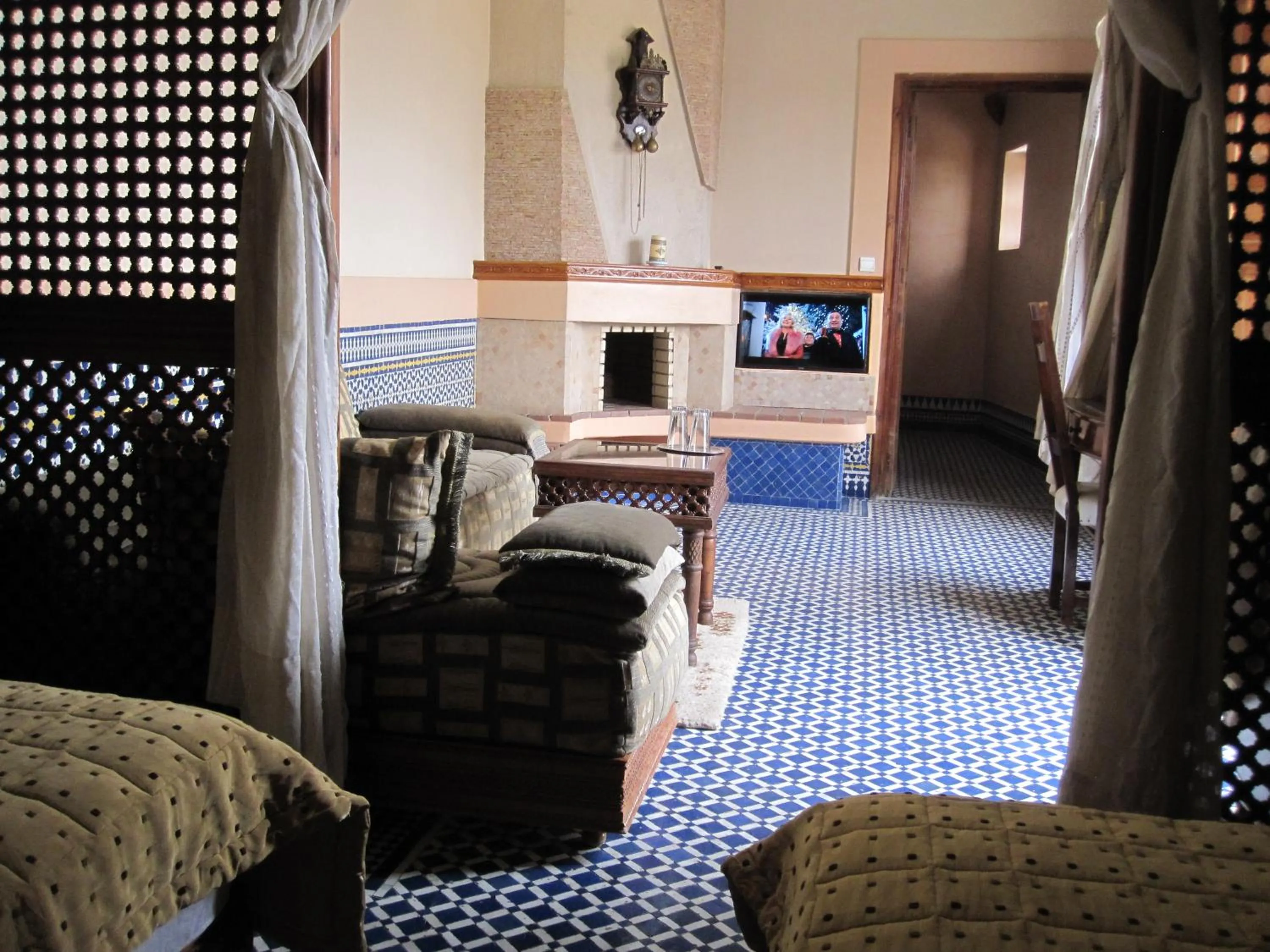 Photo of the whole room in Riad Jaouhara