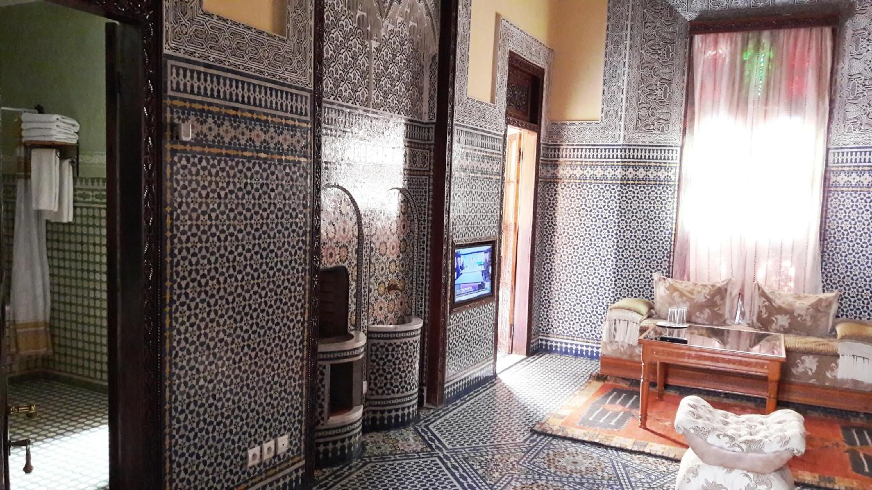 Photo of the whole room in Riad Jaouhara