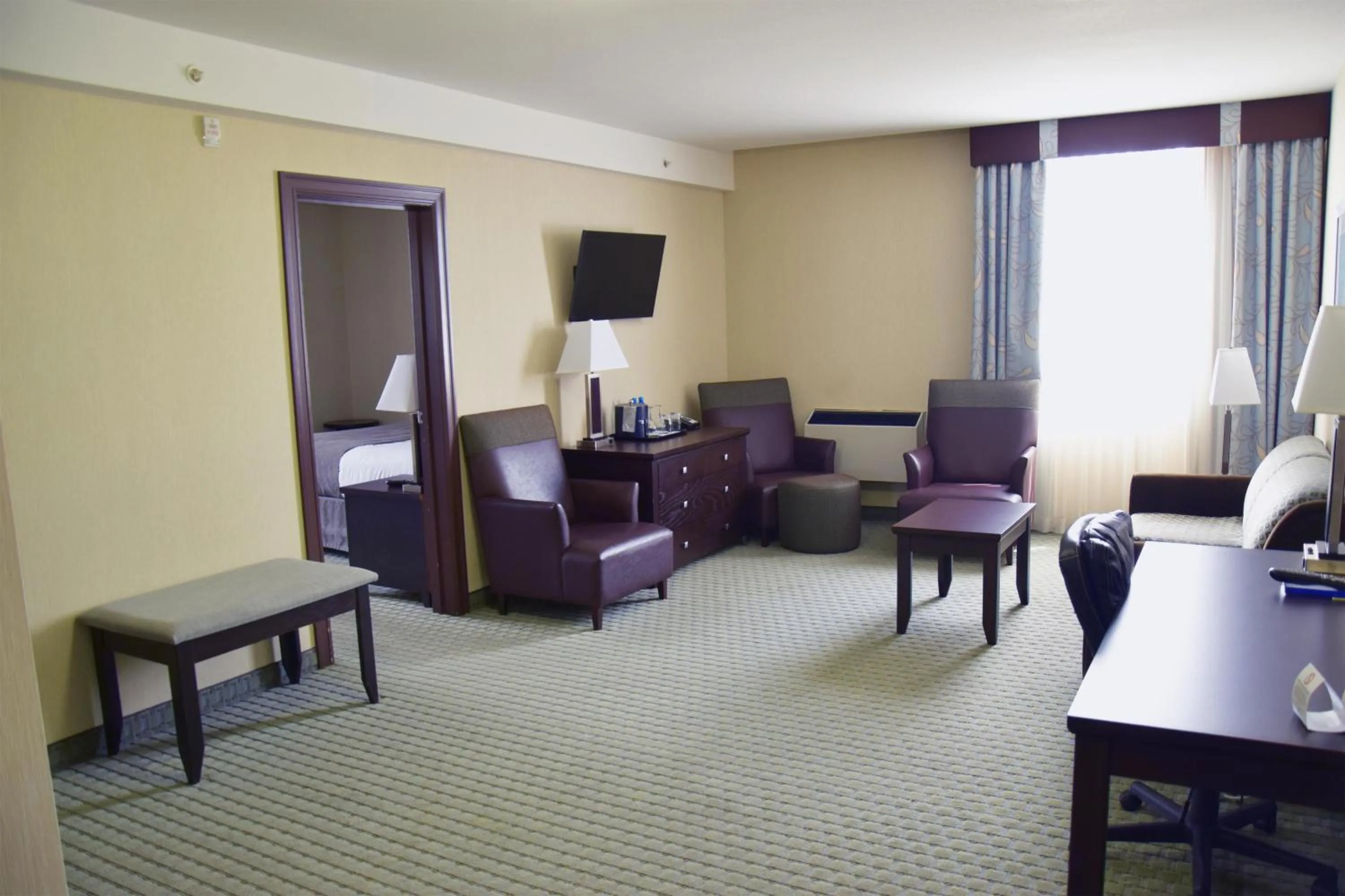 Photo of the whole room in Coast Lethbridge Hotel & Conference Centre