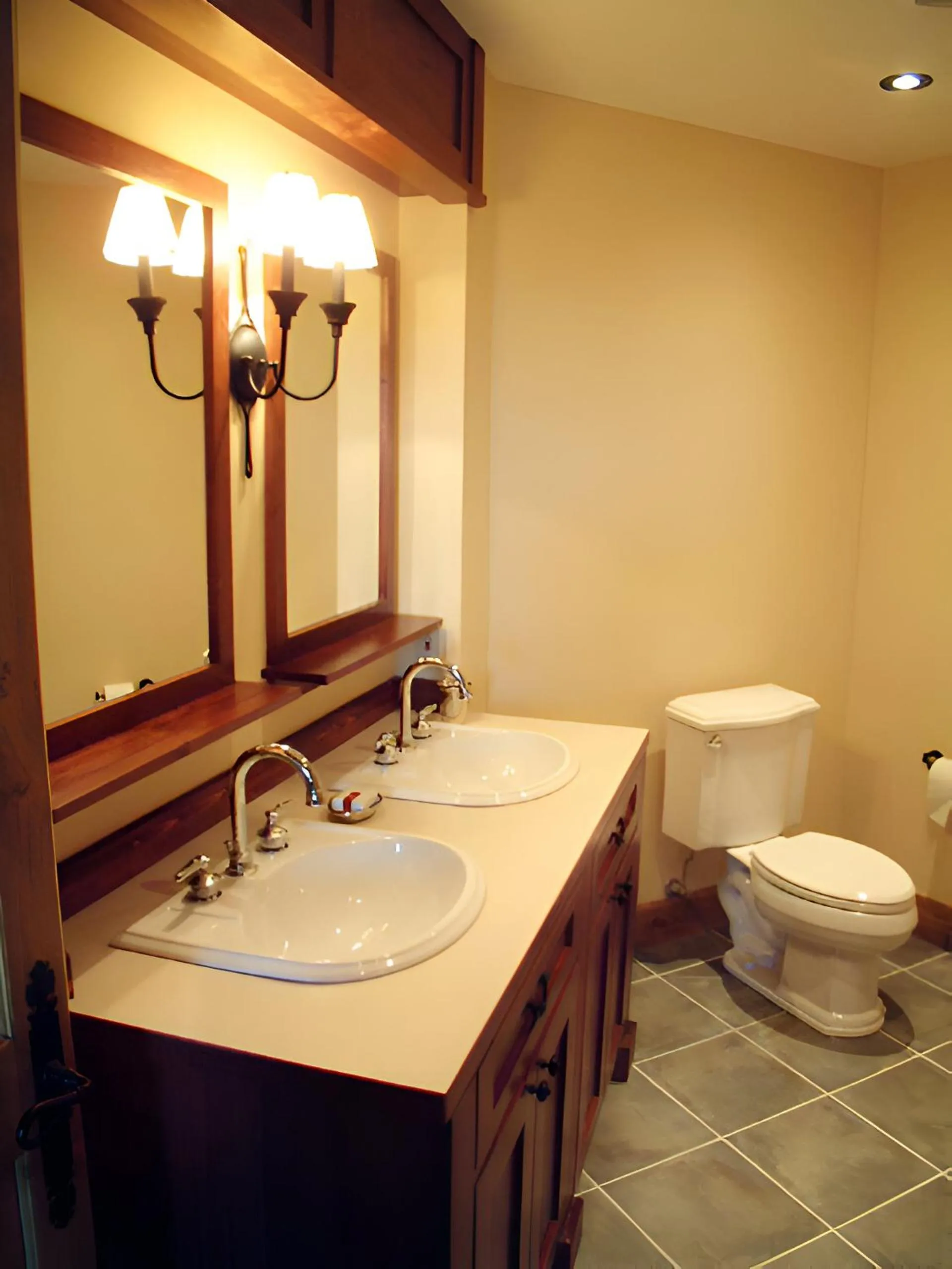 Toilet in Luxurious Equinoxe Ski-in/Ski-out