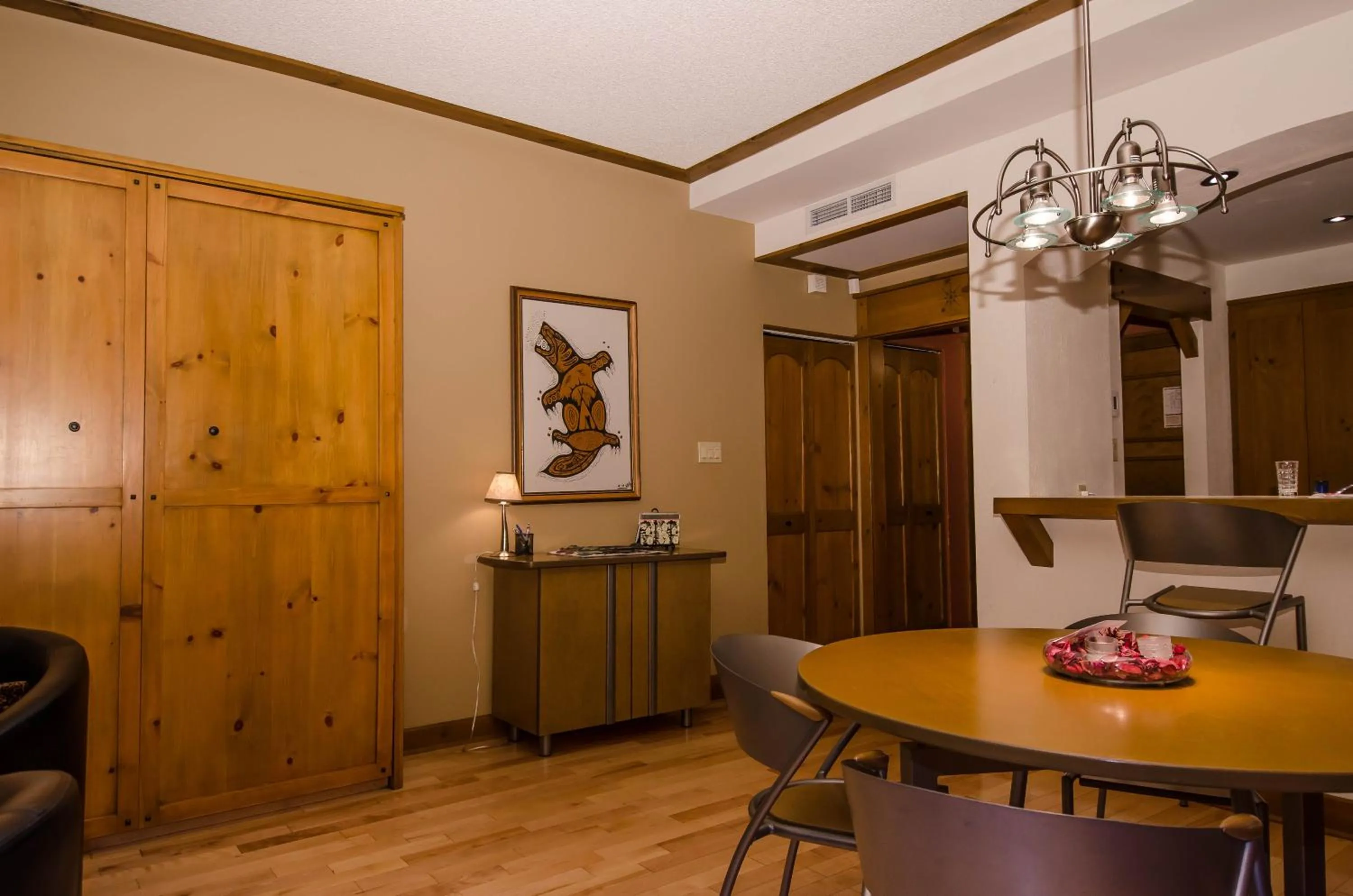 Bed in Luxurious Equinoxe Ski-in/Ski-out