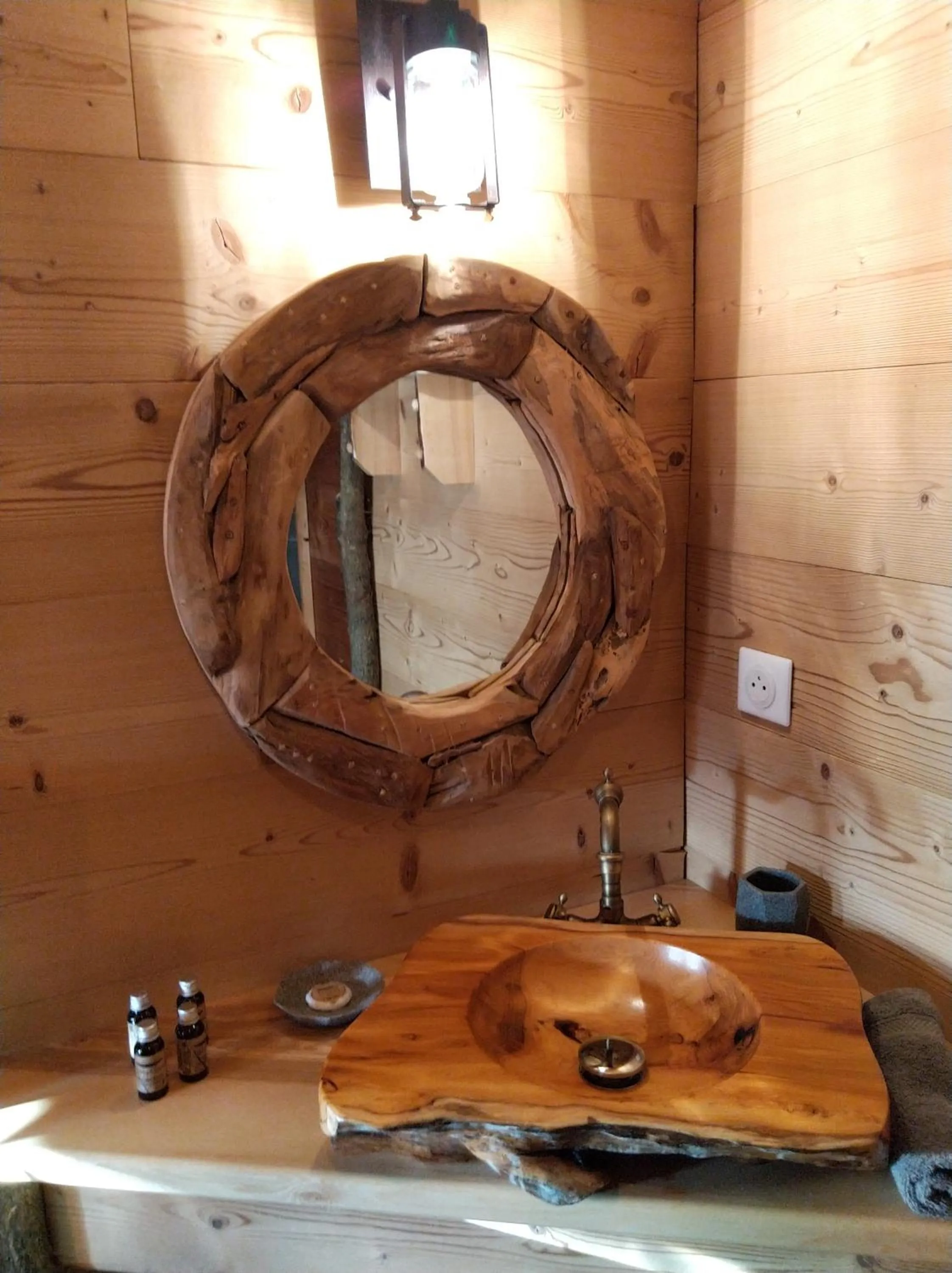 Toilet in L'Entre 2 Cols