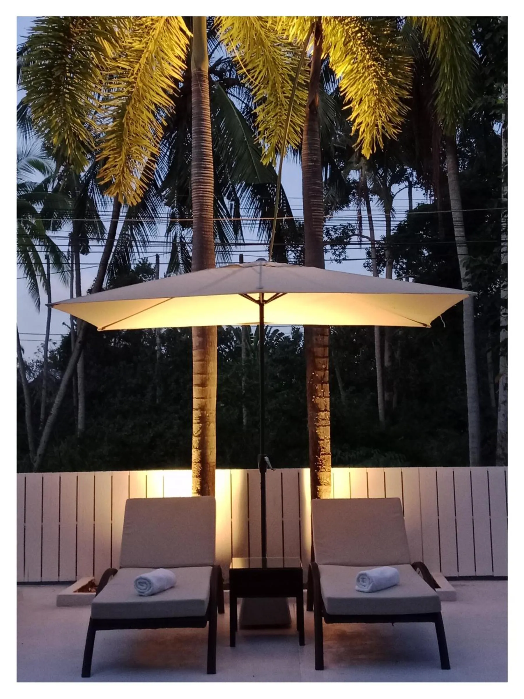 Swimming pool in Ampha Place Hotel