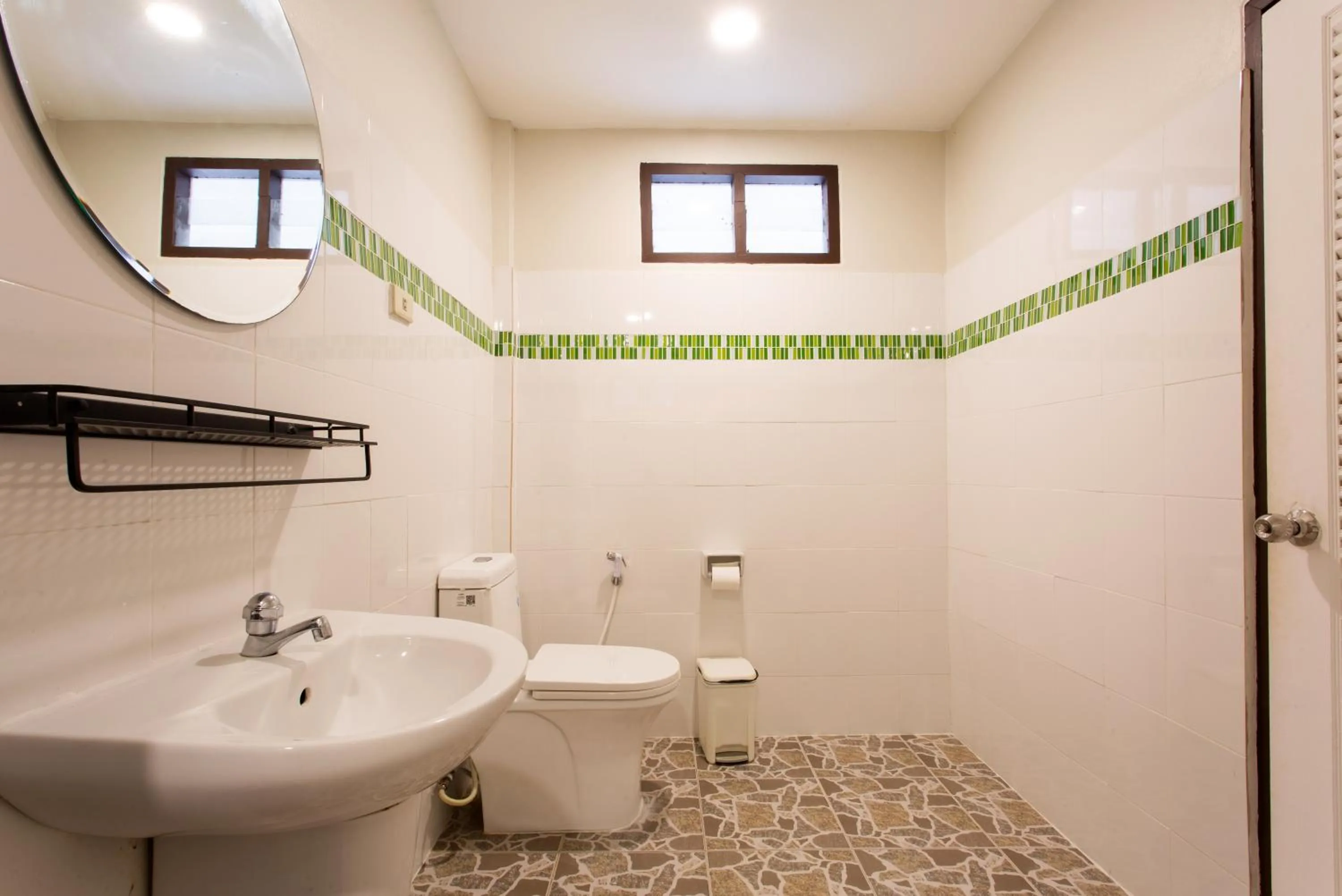 Bathroom in Harry's Bungalows