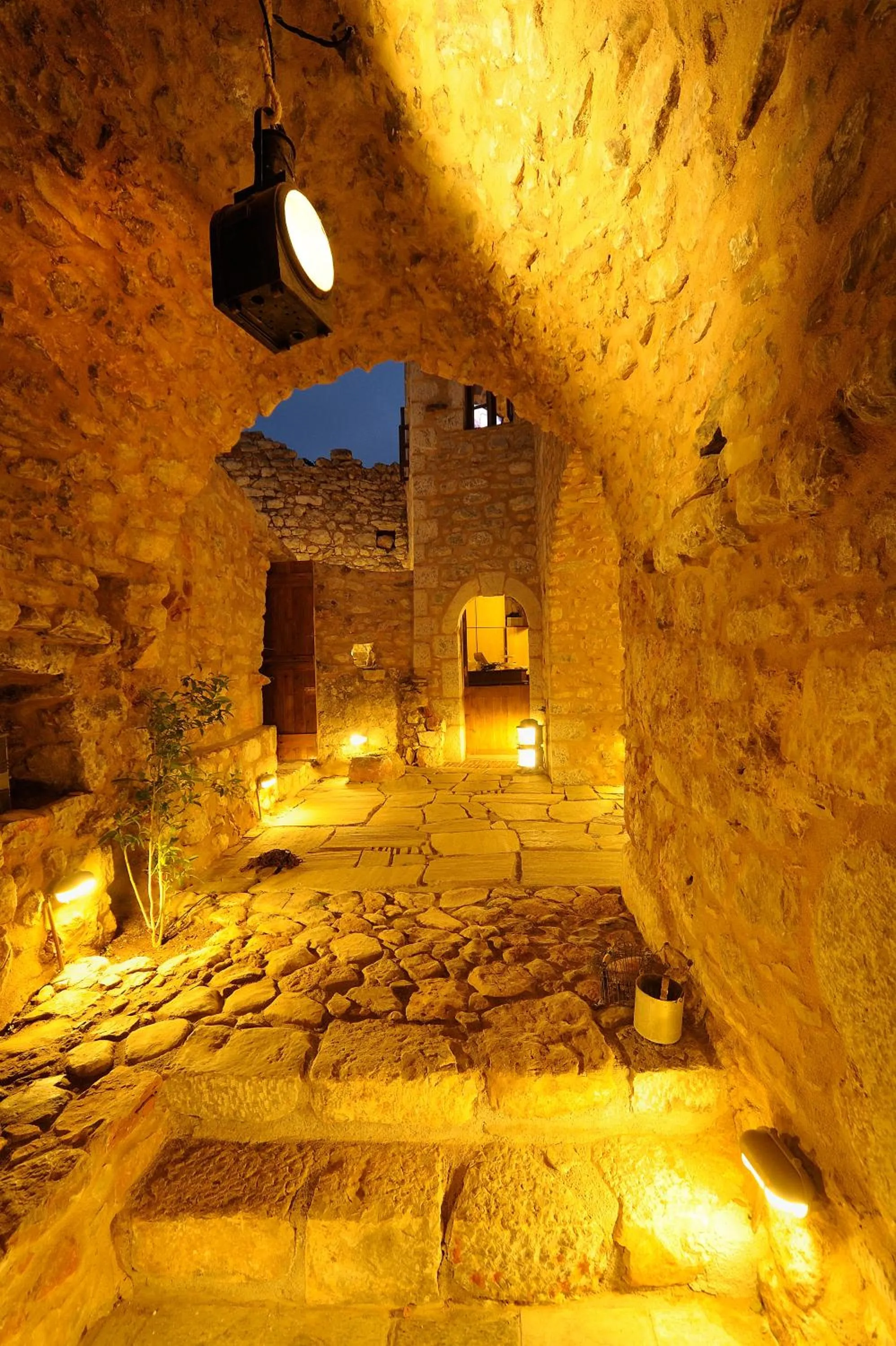 Decorative detail in Citta dei Nicliani