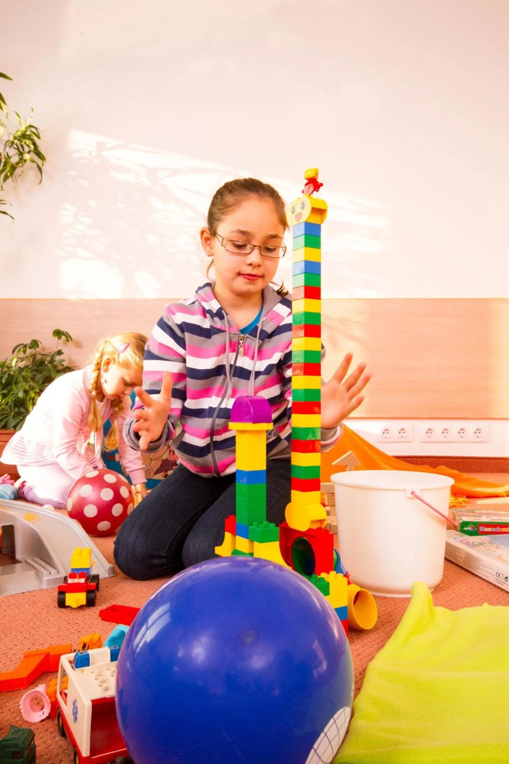young children in Hotel Corvus Aqua