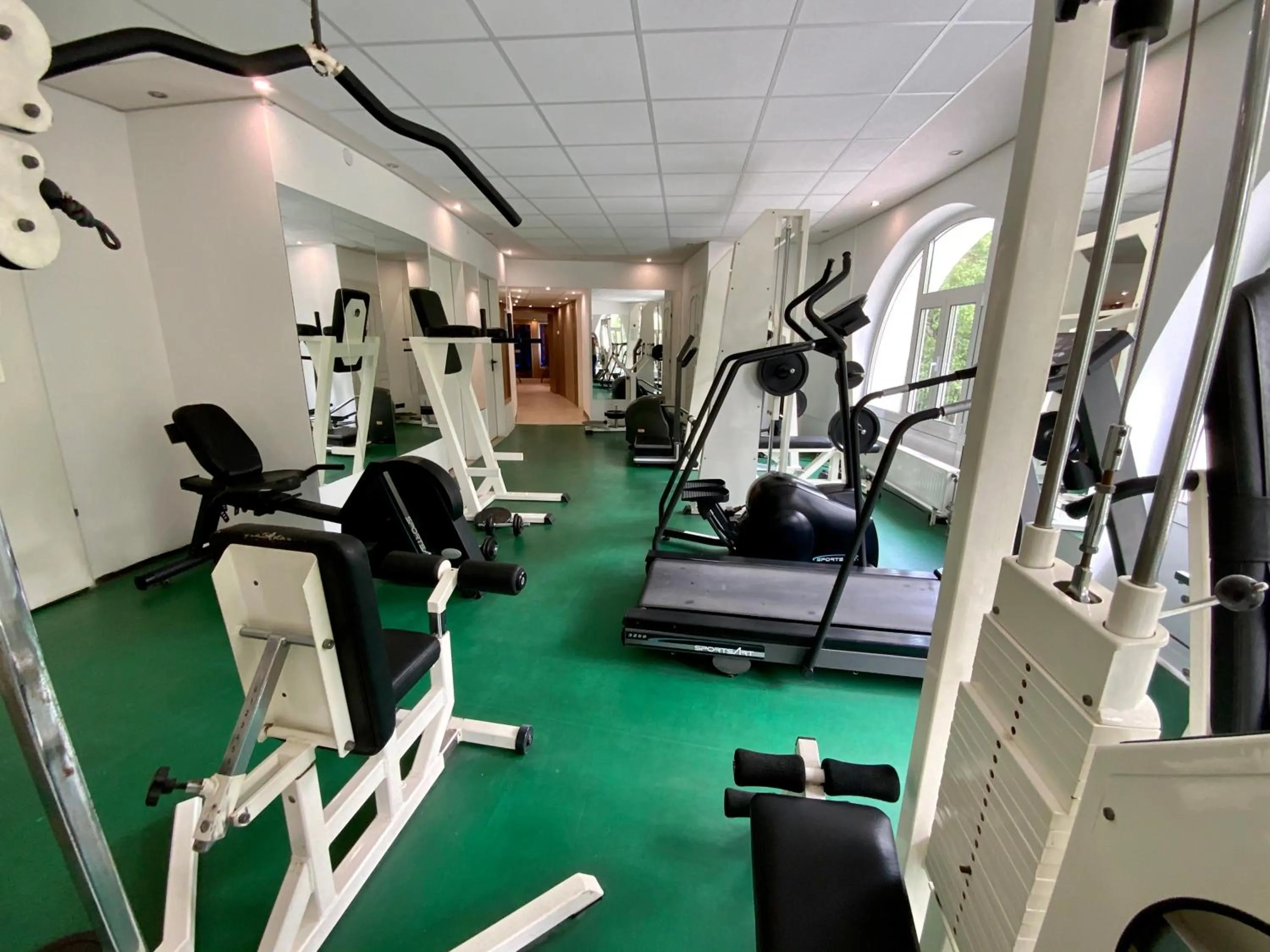 Fitness centre/facilities in Bástya Konferencia és Wellness Hotel