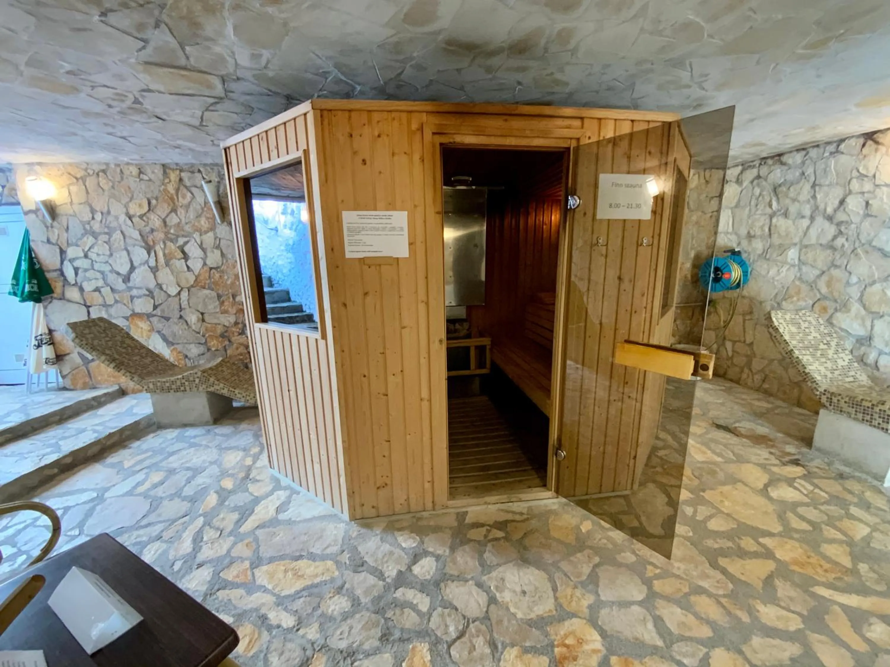 Fitness centre/facilities in Bástya Konferencia és Wellness Hotel