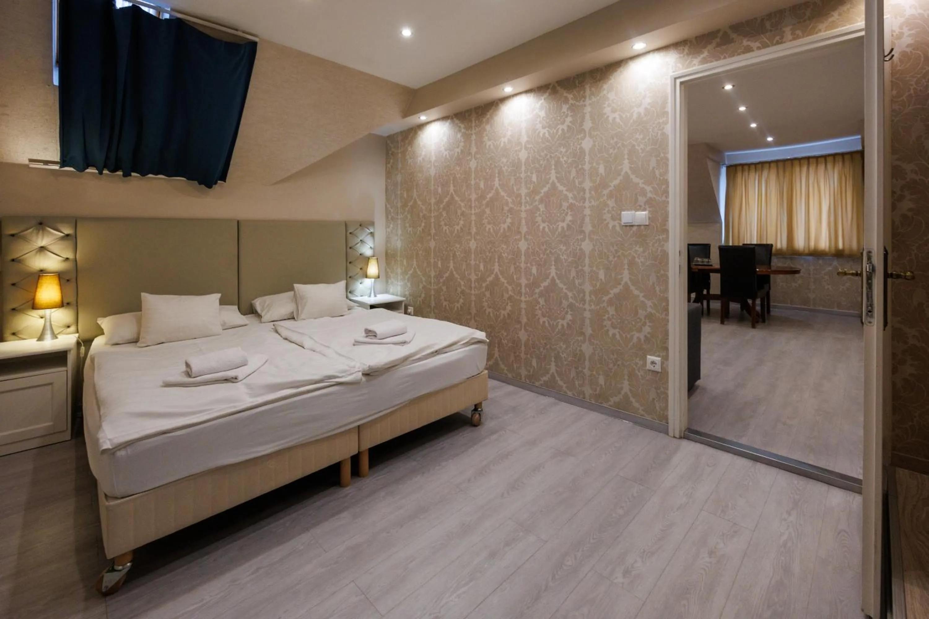 Photo of the whole room, Bed in Bástya Konferencia és Wellness Hotel