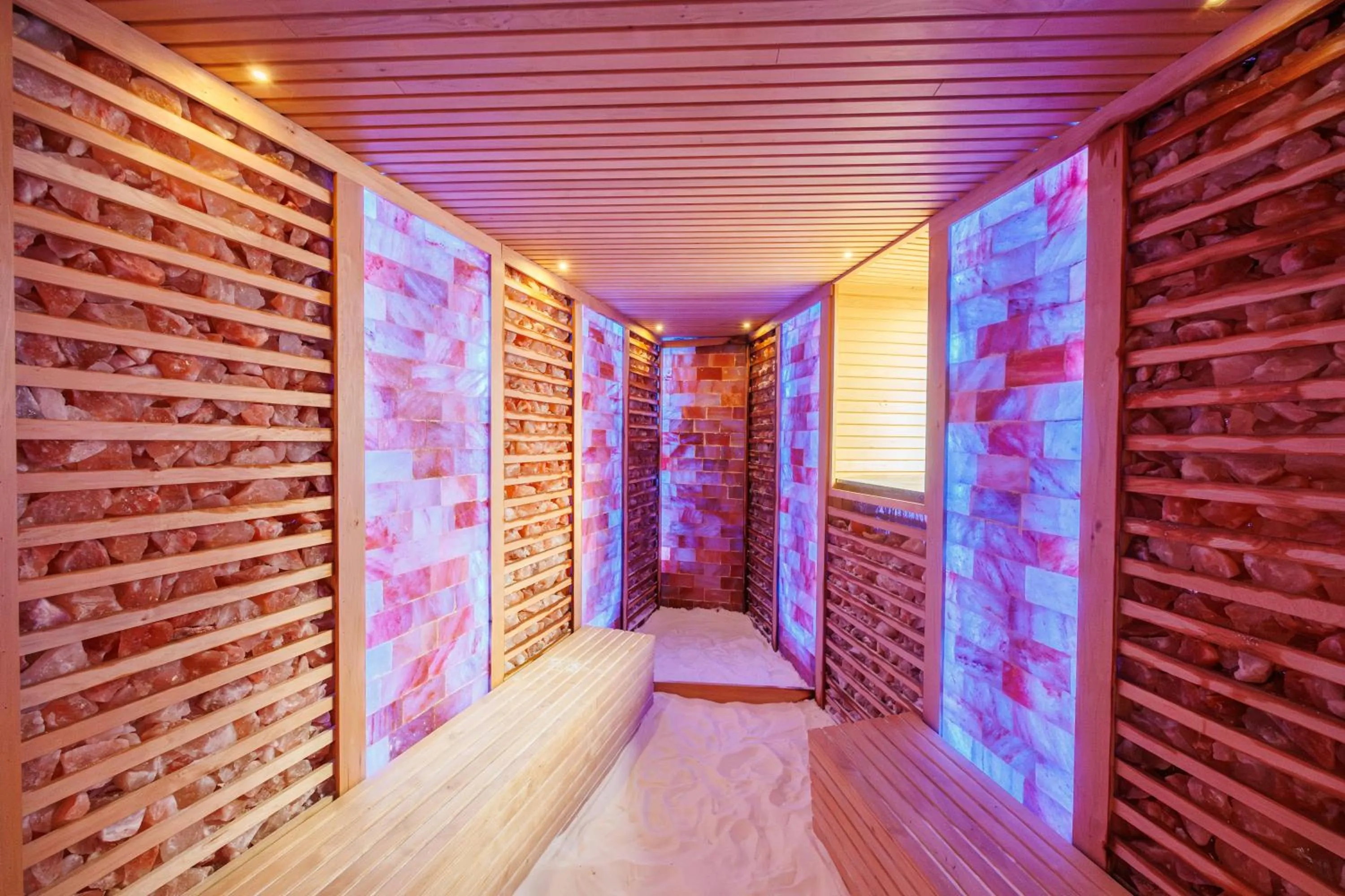 Spa and wellness centre/facilities in Bástya Konferencia és Wellness Hotel