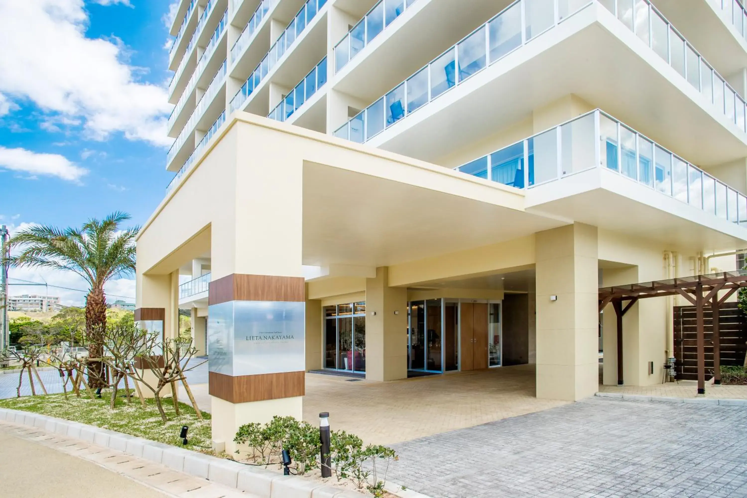 Property building in Lieta Nakayama Property building in Lieta Nakayama