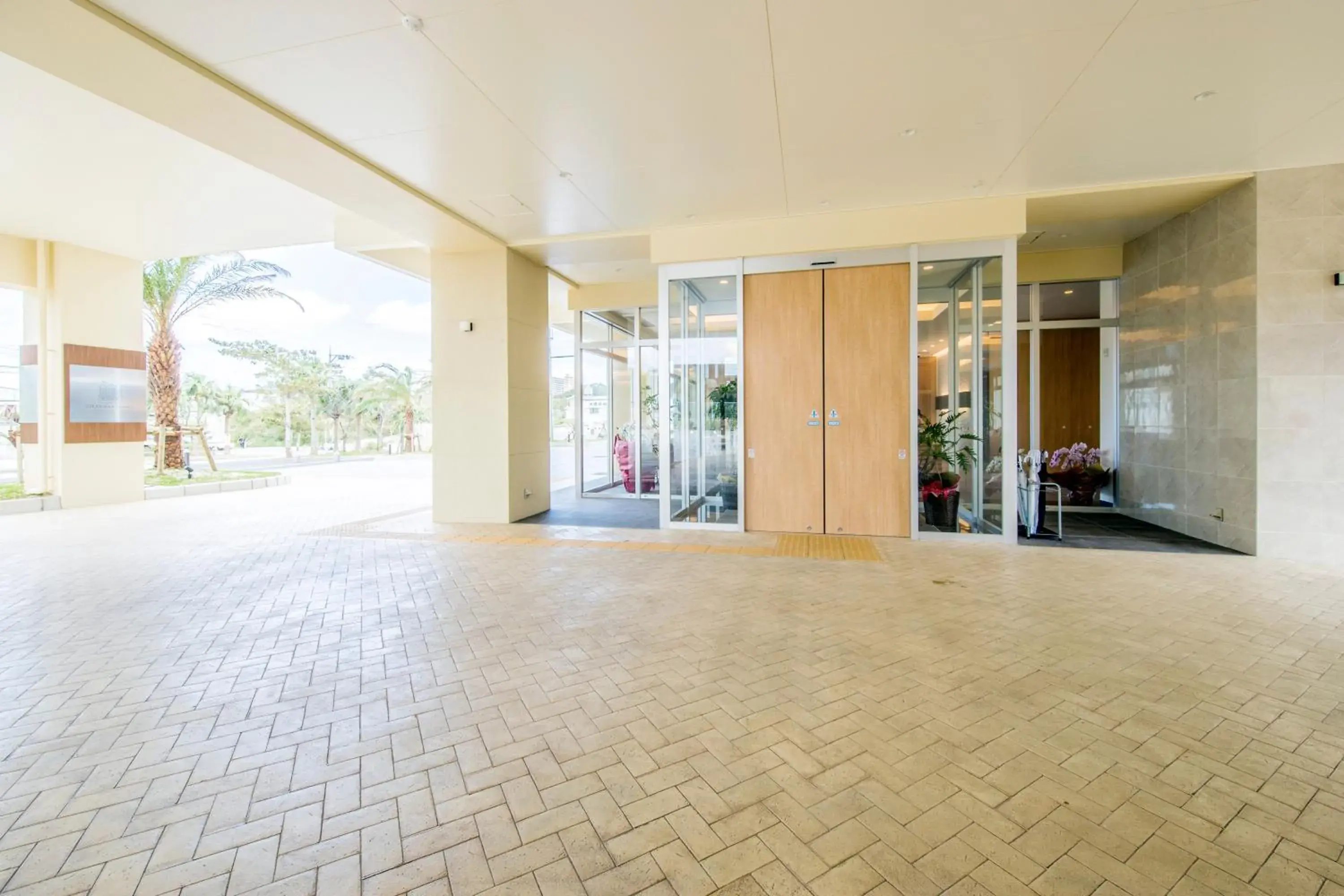 Facade/entrance in Lieta Nakayama Facade/entrance in Lieta Nakayama