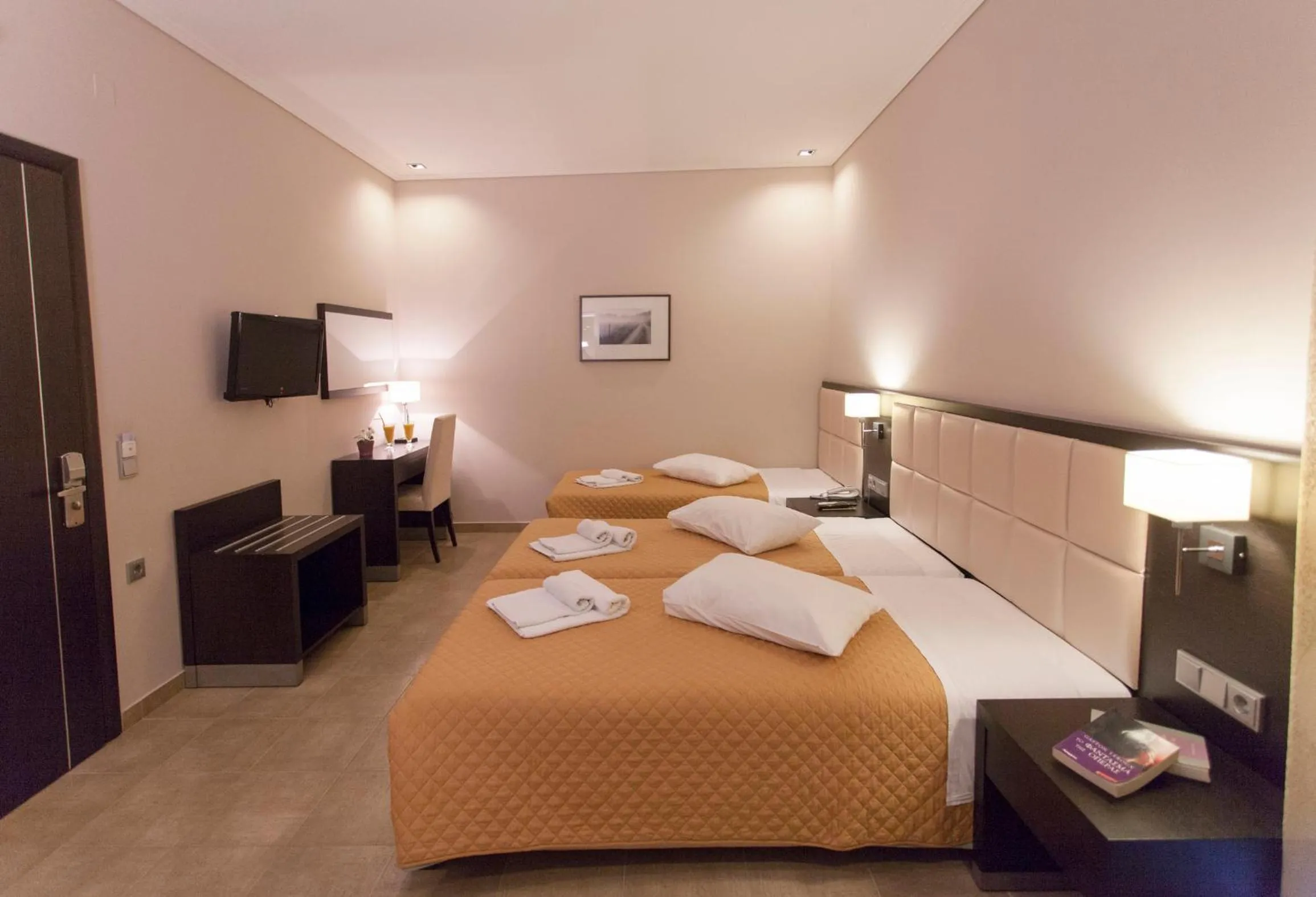 Bedroom, Bed in Hotel Aheron