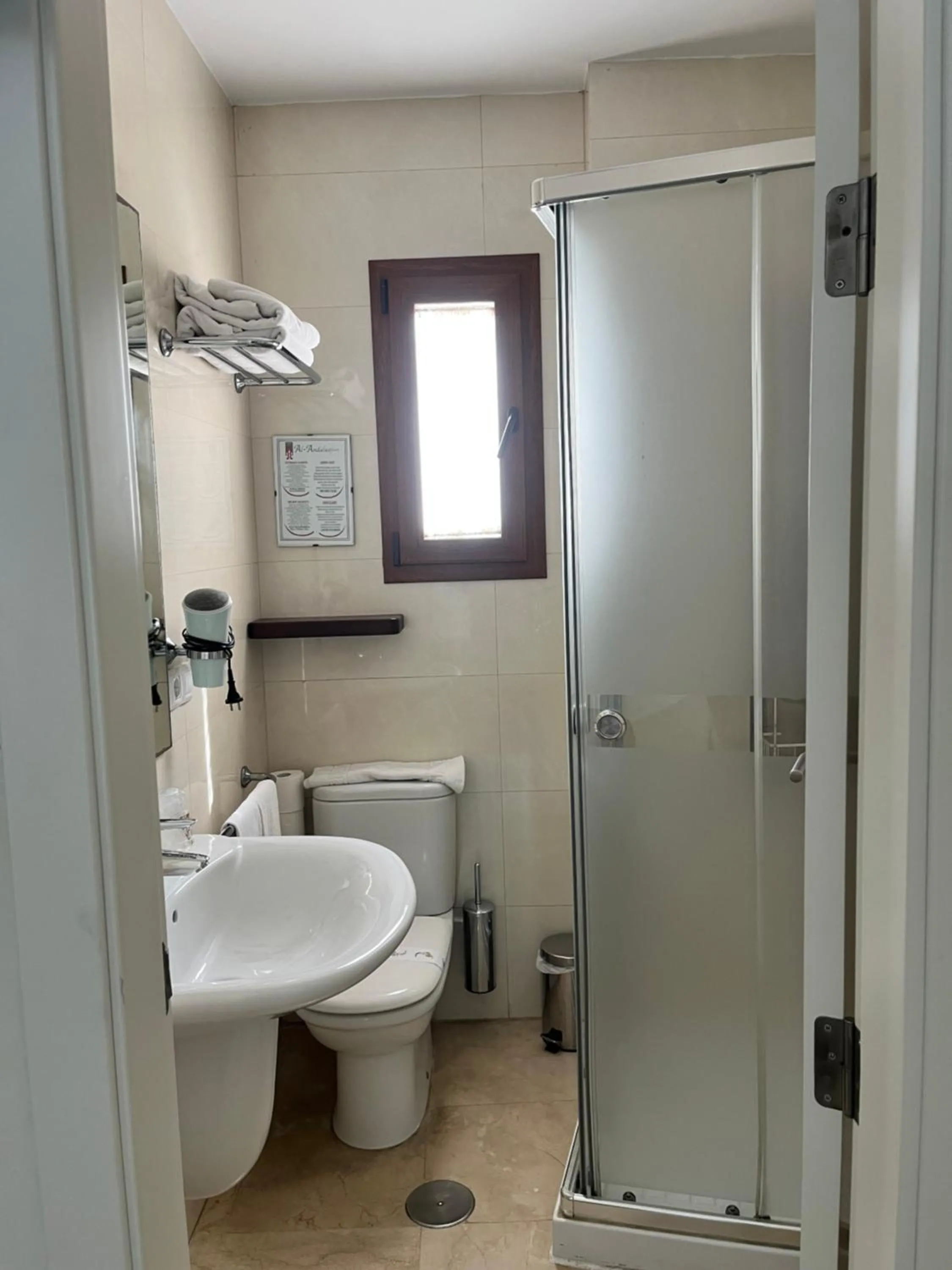 Bathroom in Hostal Al-Andalus