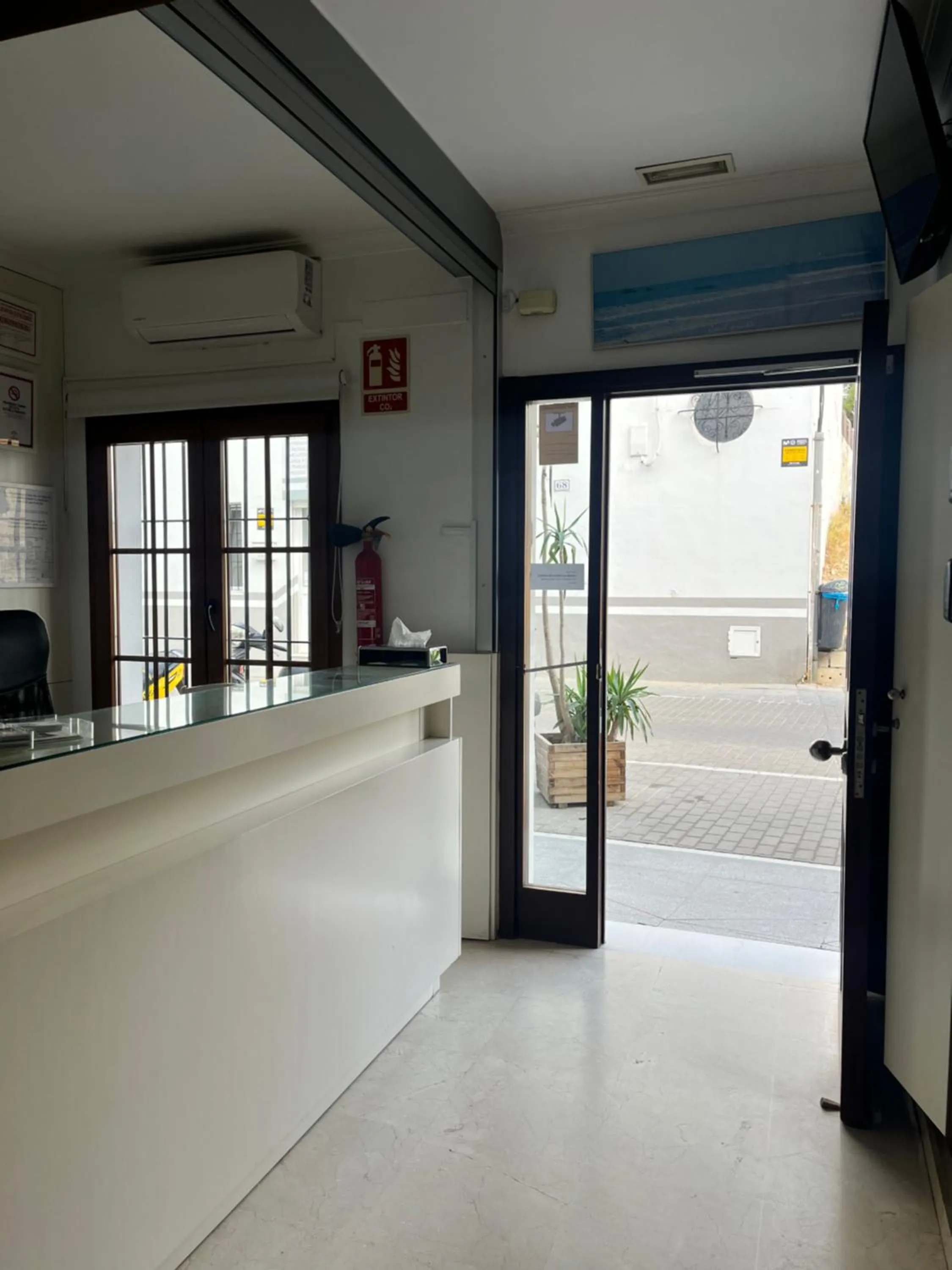 Lobby or reception in Hostal Al-Andalus