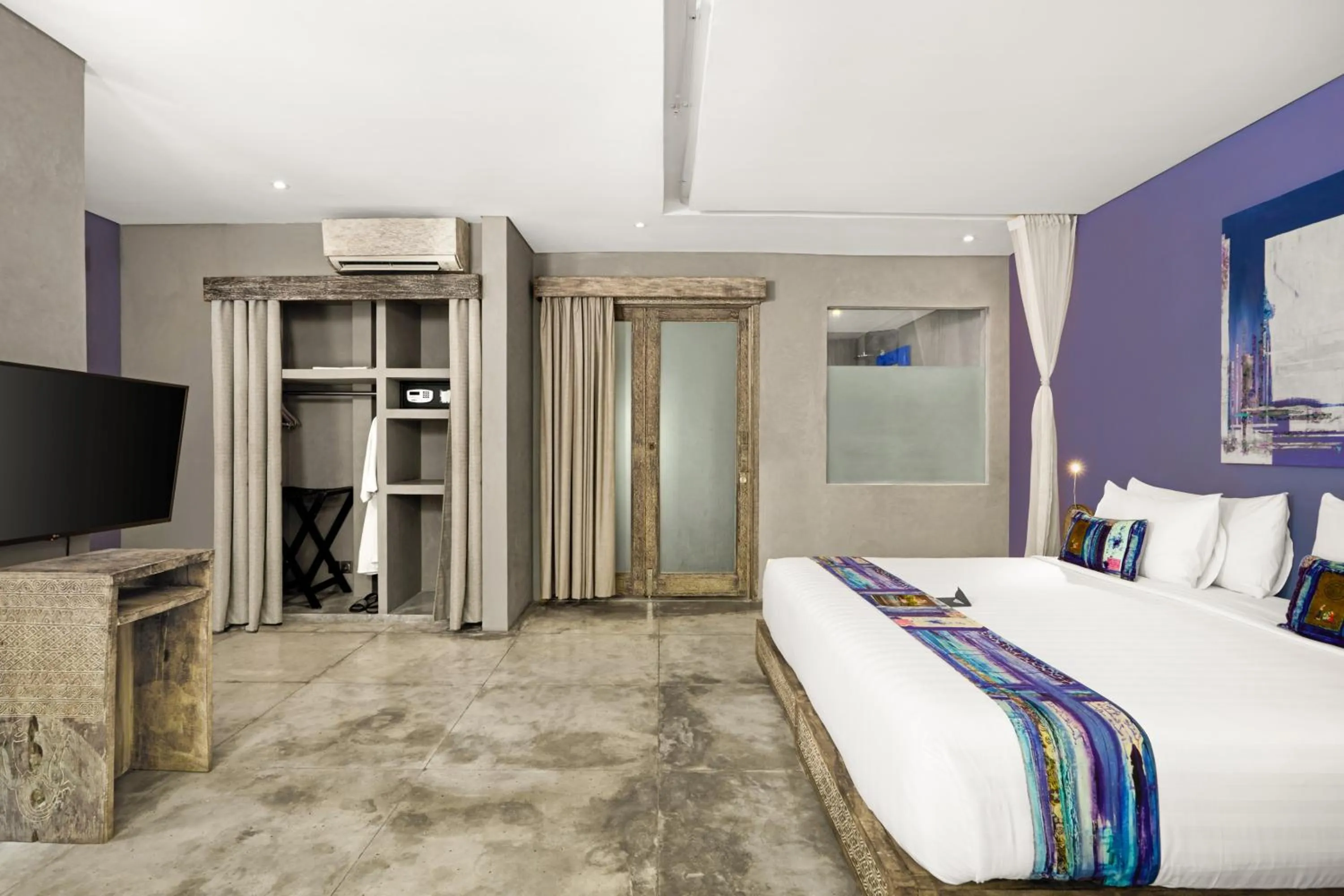 Bedroom, Bed in Blue Karma Dijiwa Seminyak