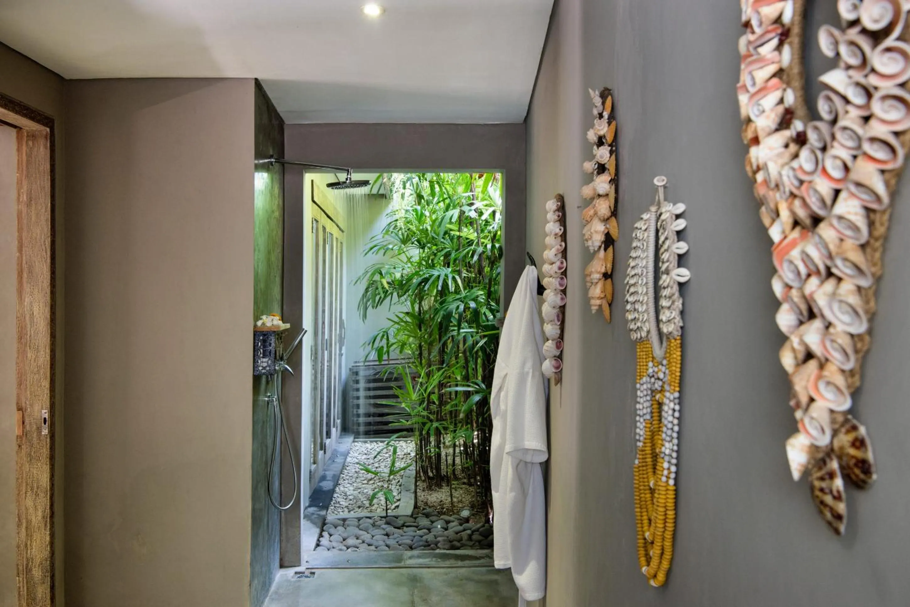 Bathroom in Blue Karma Dijiwa Seminyak