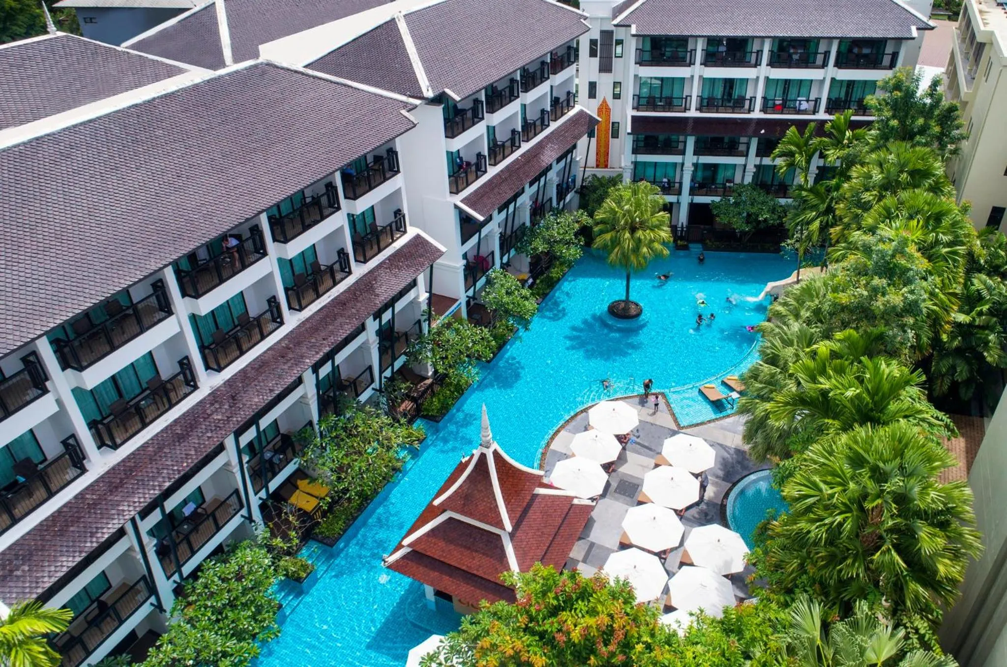 Swimming pool in Centara Anda Dhevi Resort & Spa Krabi