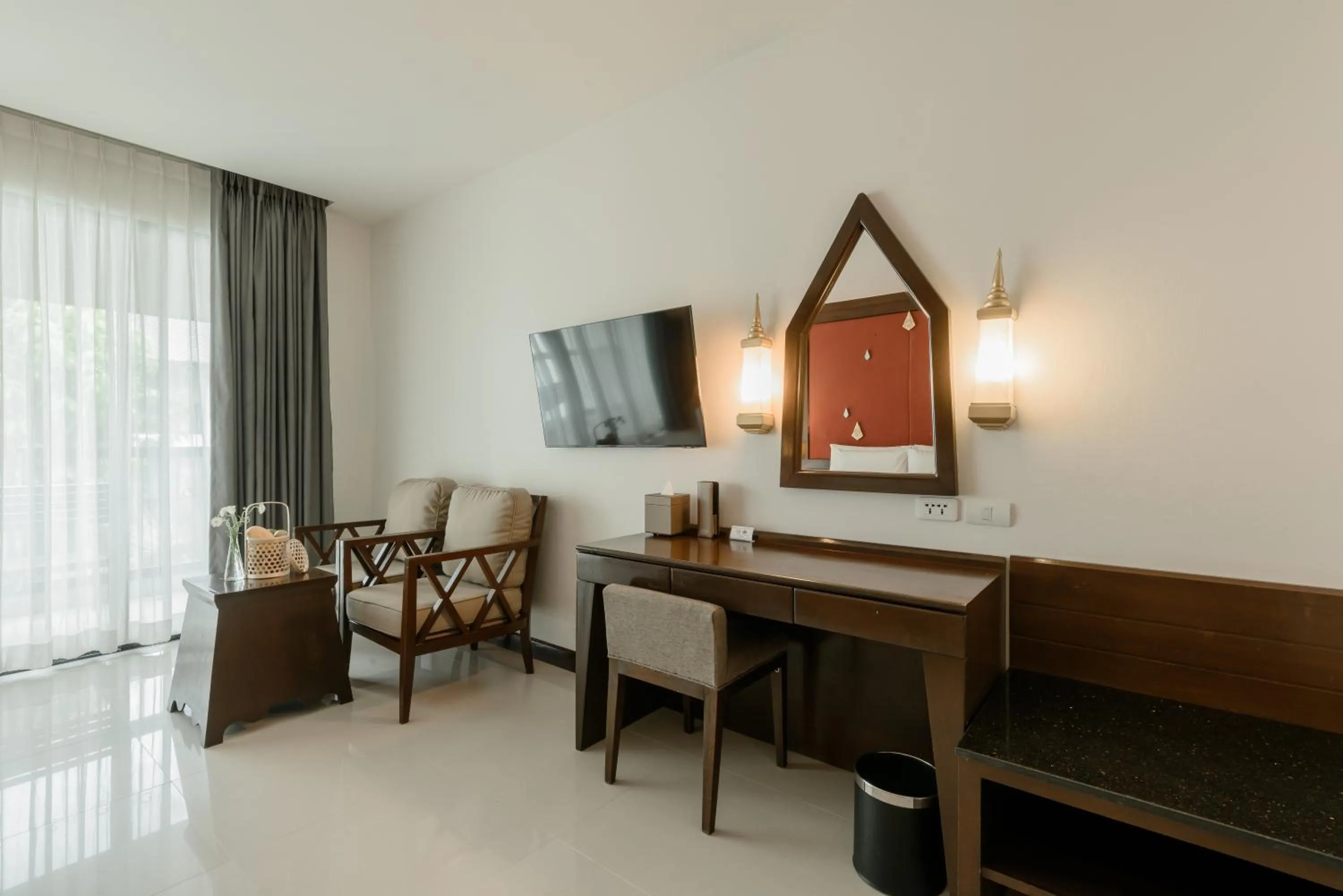 Bed in Centara Anda Dhevi Resort & Spa Krabi