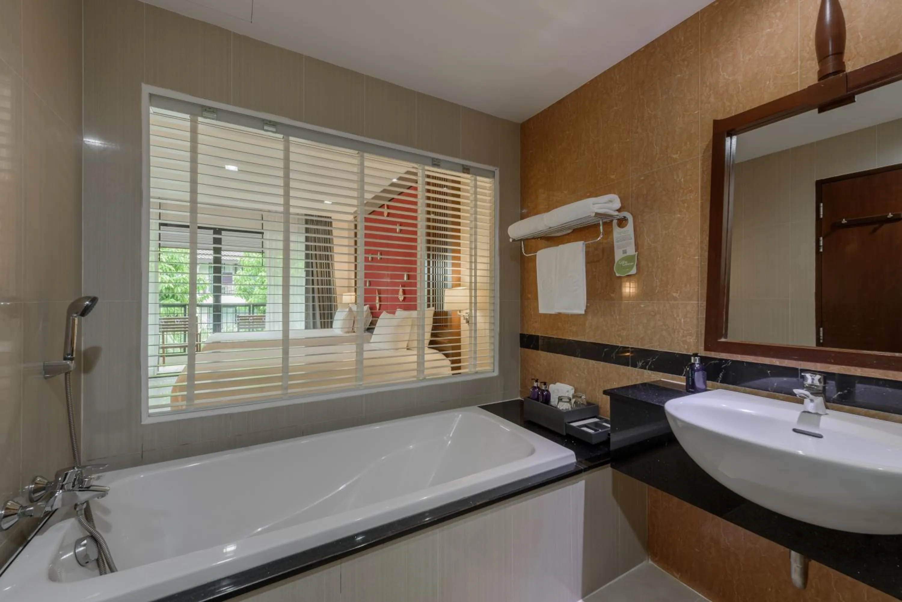 Shower in Centara Anda Dhevi Resort & Spa Krabi