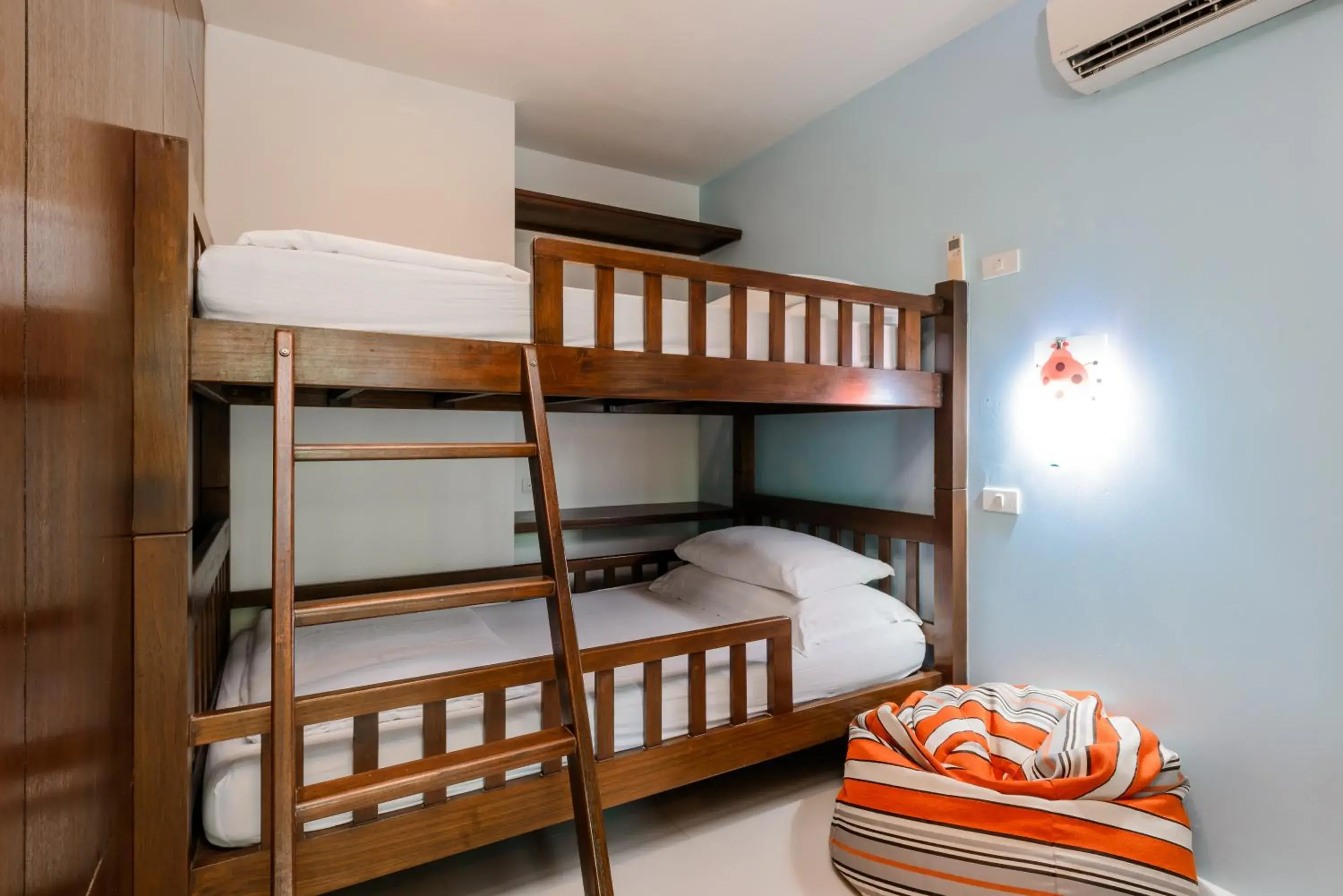 Bed in Centara Anda Dhevi Resort & Spa Krabi Bed in Centara Anda Dhevi Resort & Spa Krabi