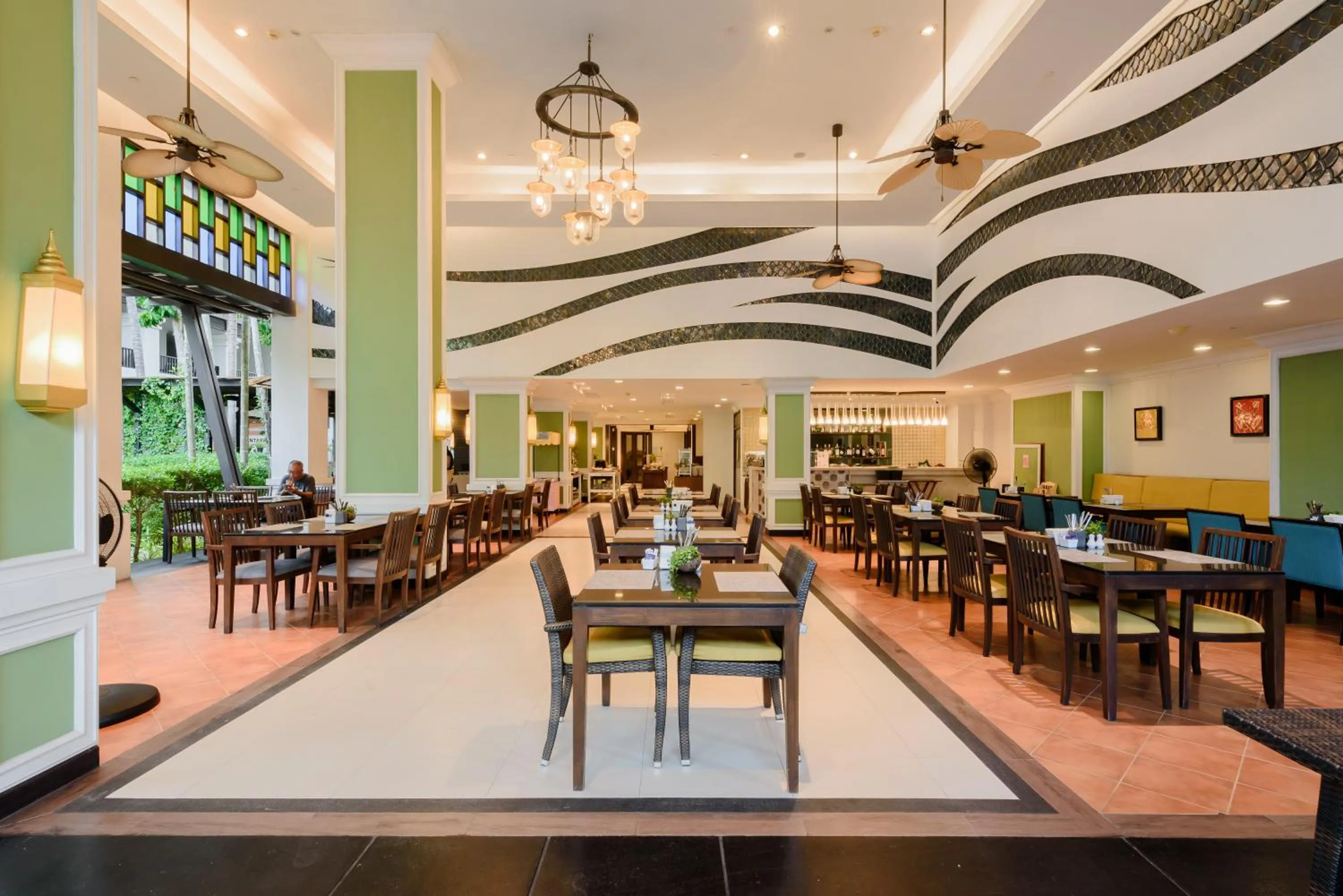 Restaurant/places to eat in Centara Anda Dhevi Resort & Spa Krabi