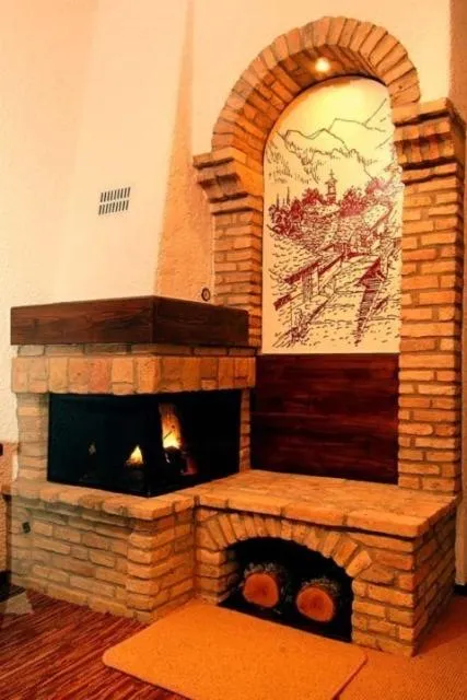 Decorative detail in Hotel Taxiarches