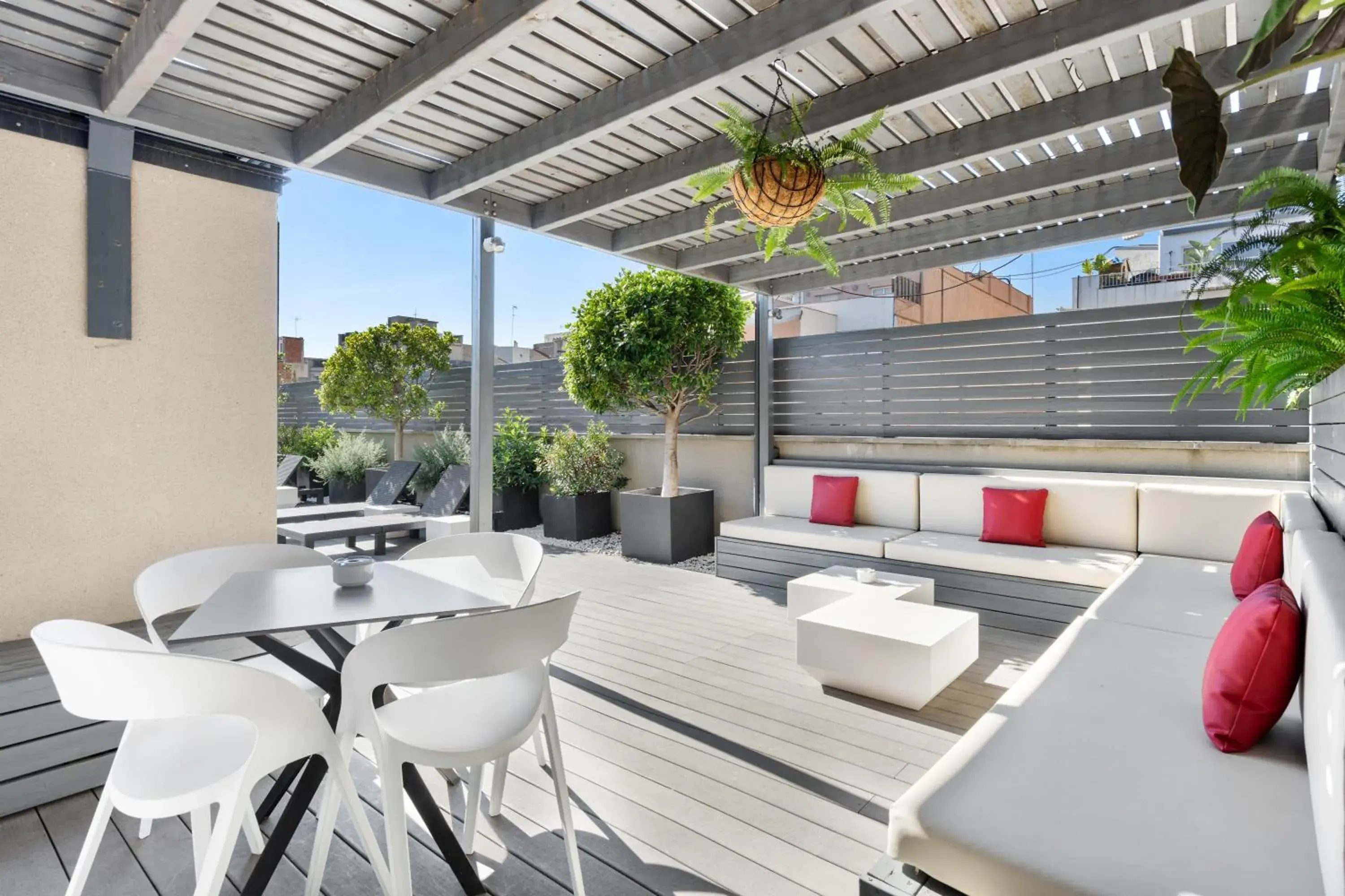 Property building in Sensation Sagrada Familia Property building in Sensation Sagrada Familia