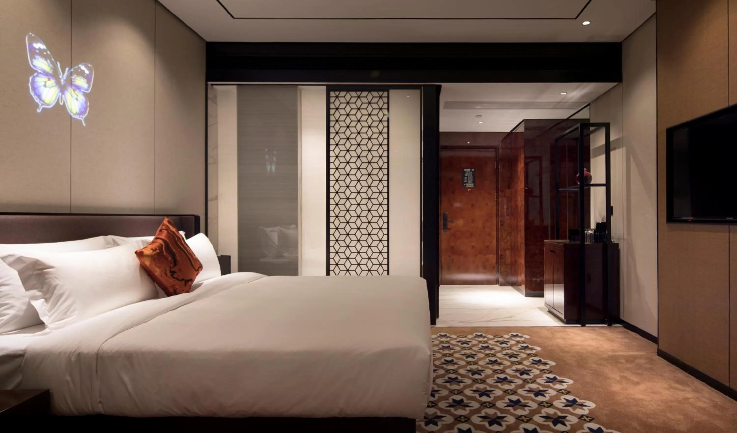 Bed in Paco Hotel Chebeinan Metro Guanghzou