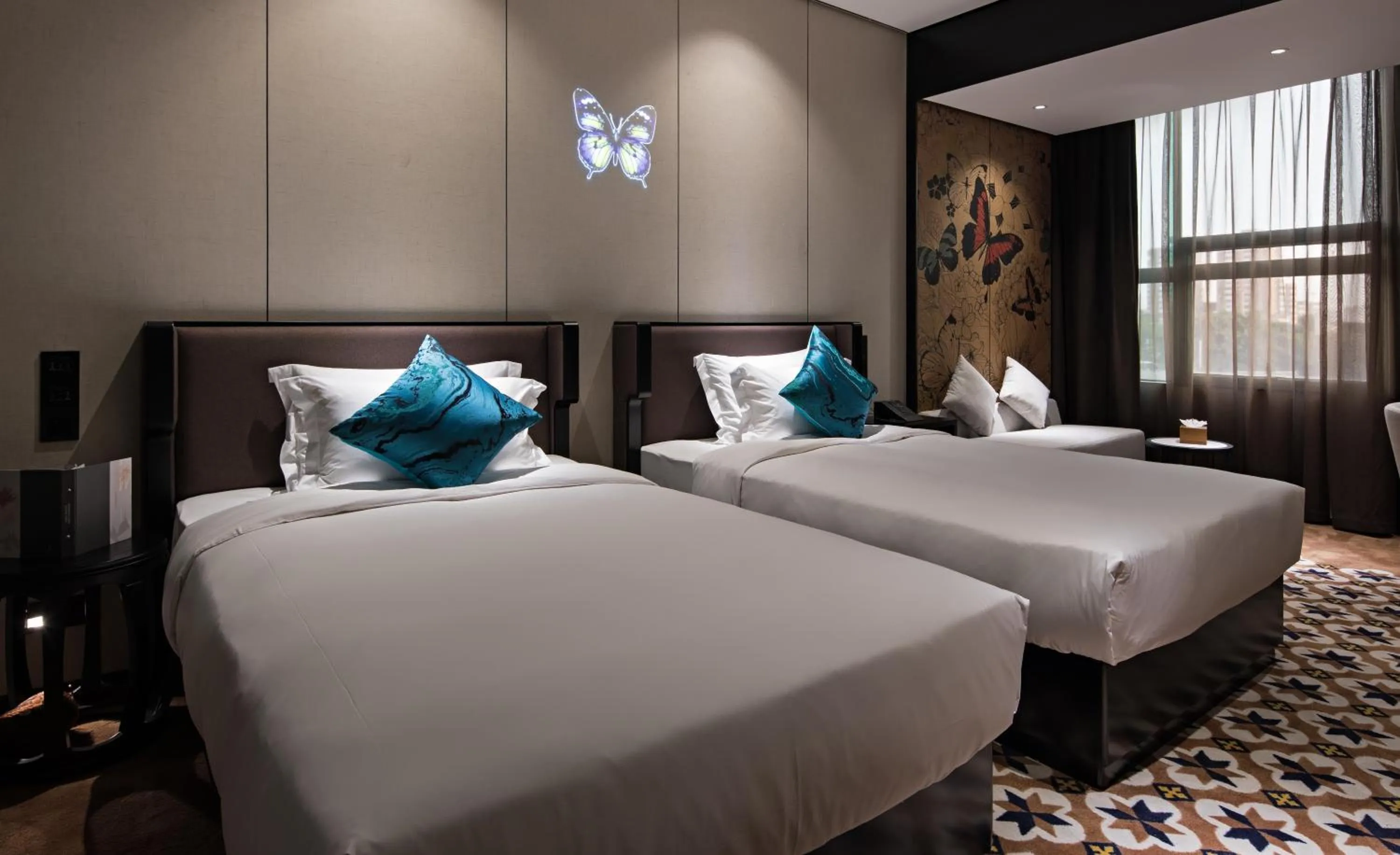 Bed in Paco Hotel Chebeinan Metro Guanghzou