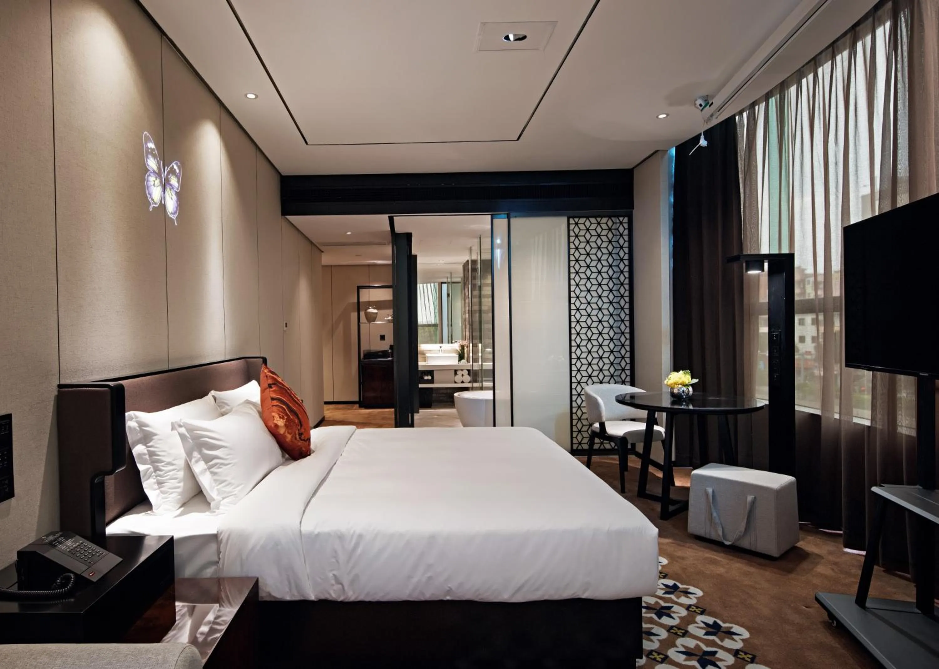 Bed in Paco Hotel Chebeinan Metro Guanghzou