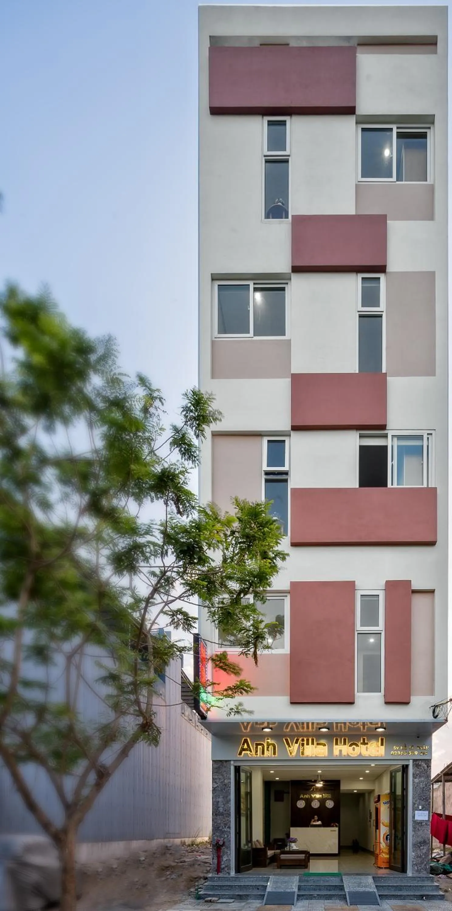 Beach in Anh Villa Hotel