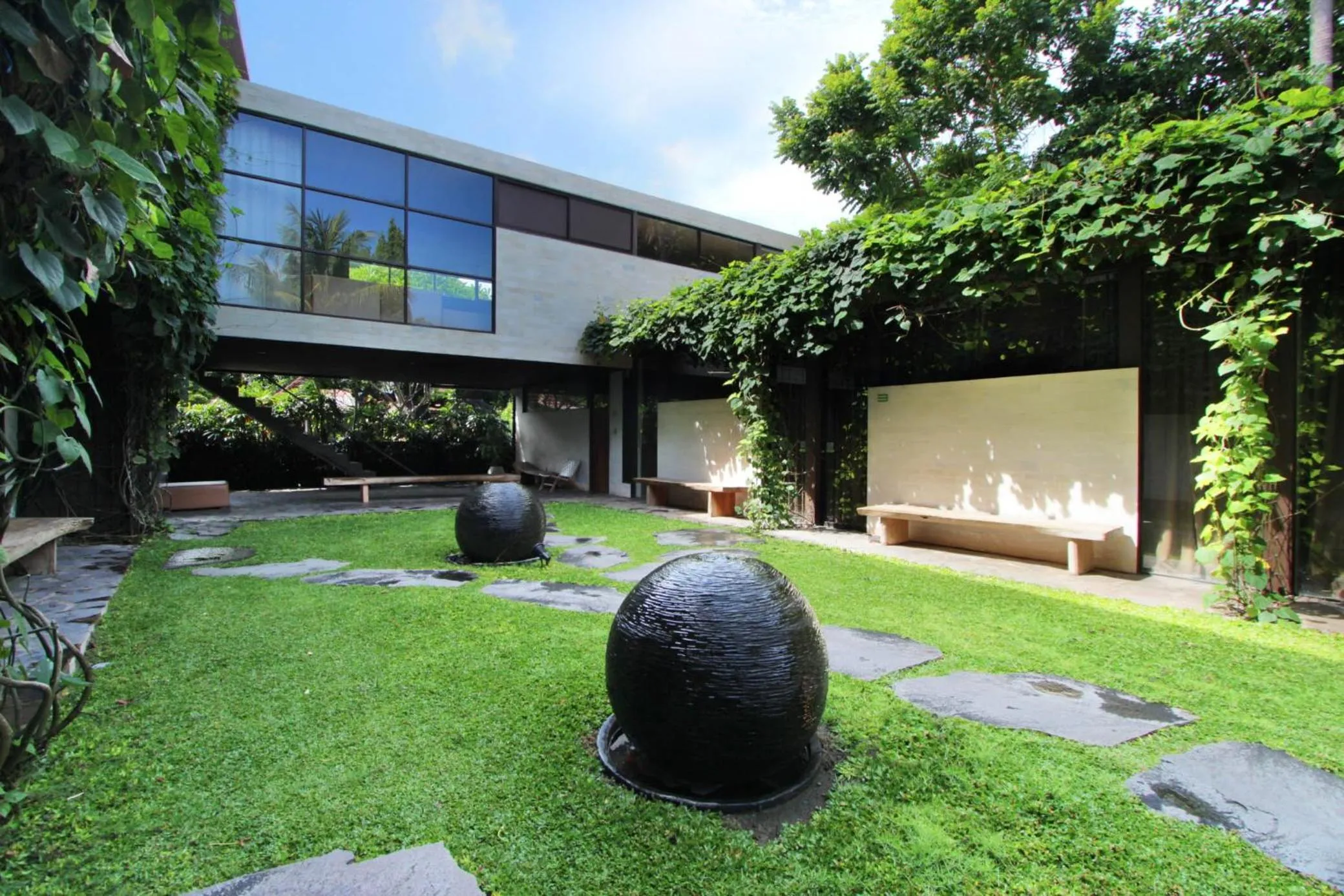 Property building in Clio Apartment