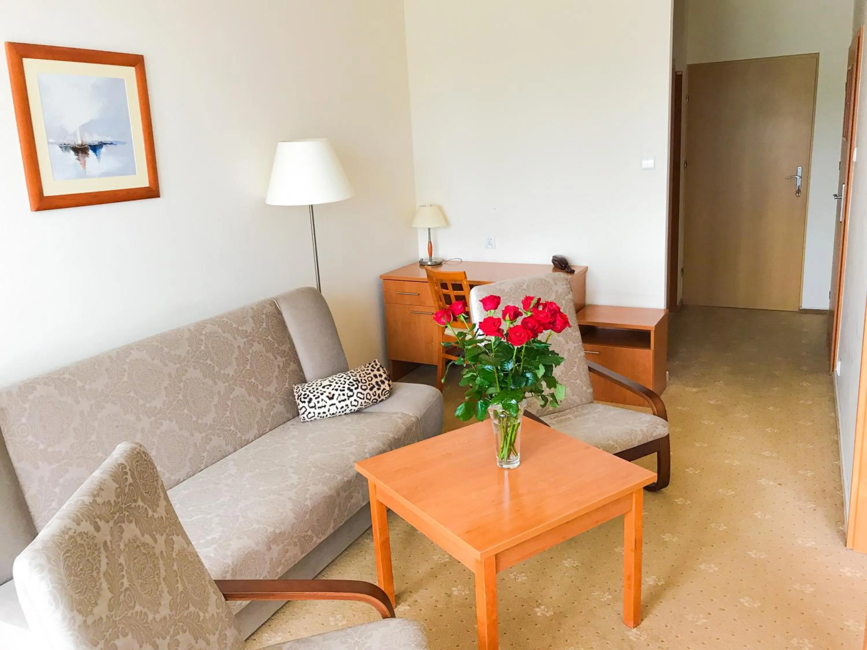 Seating area in Albatros Medical SPA