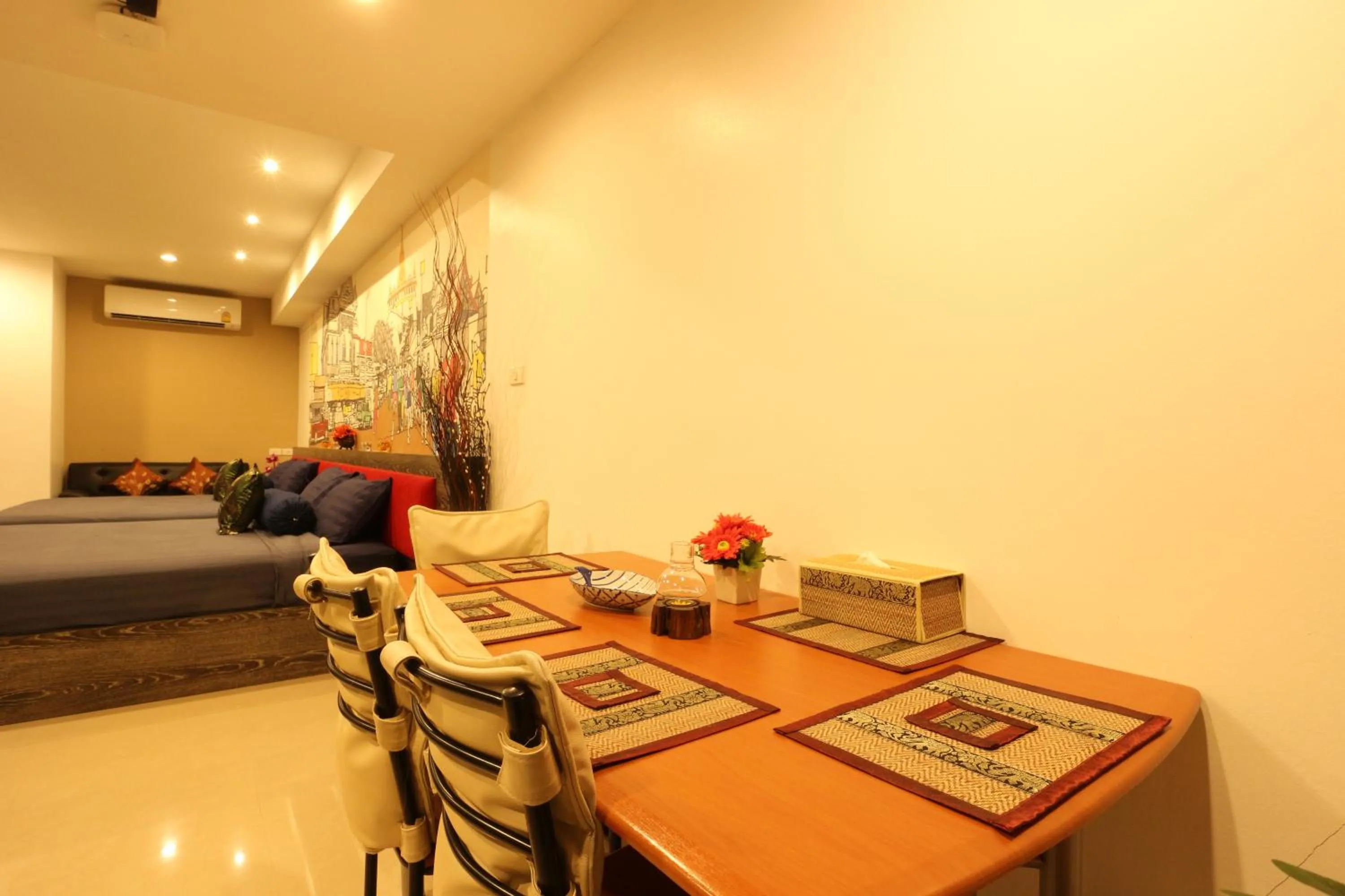 Serena Sathorn Suites