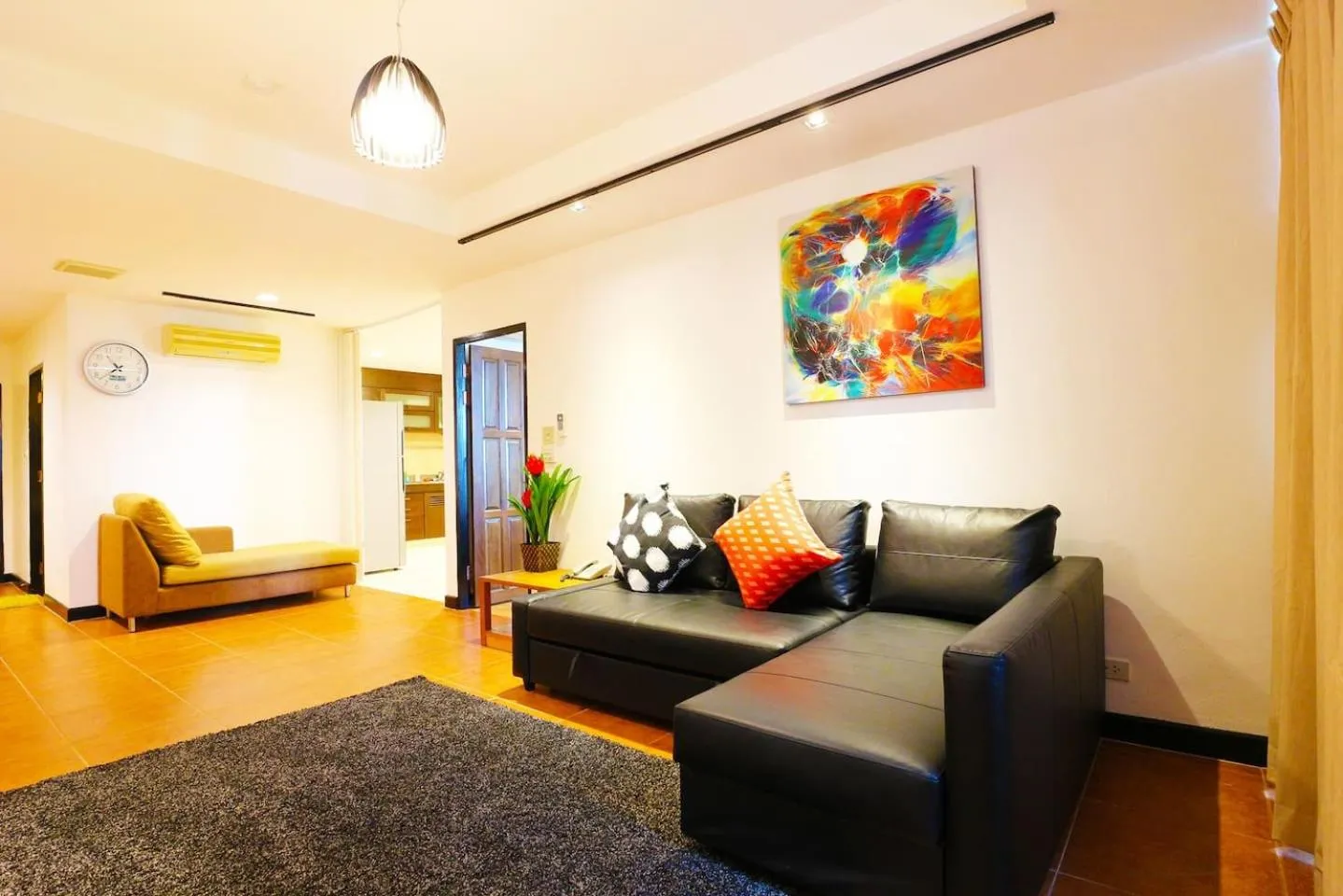 Bed in Serena Sathorn Suites