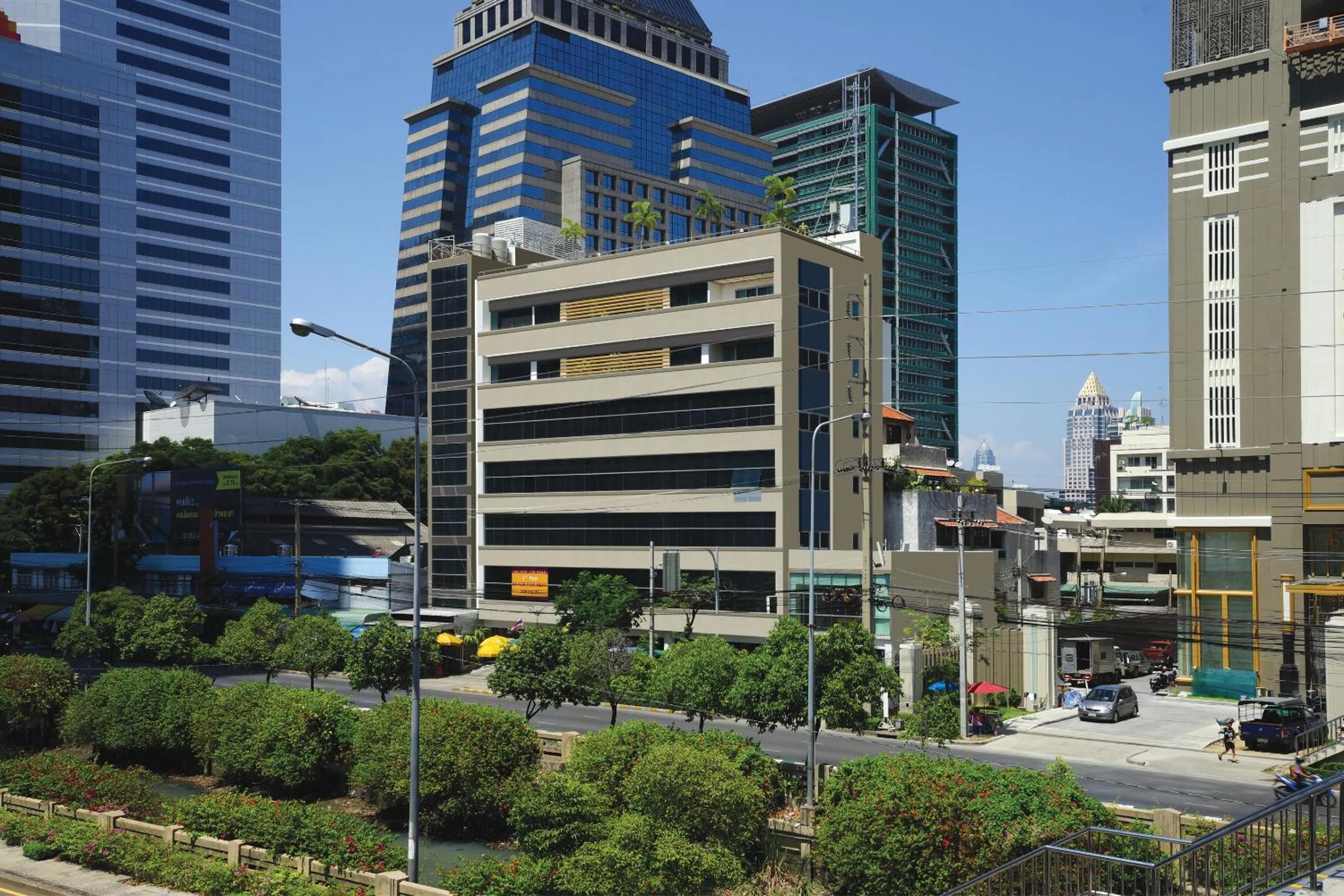 Property building in Serena Sathorn Suites